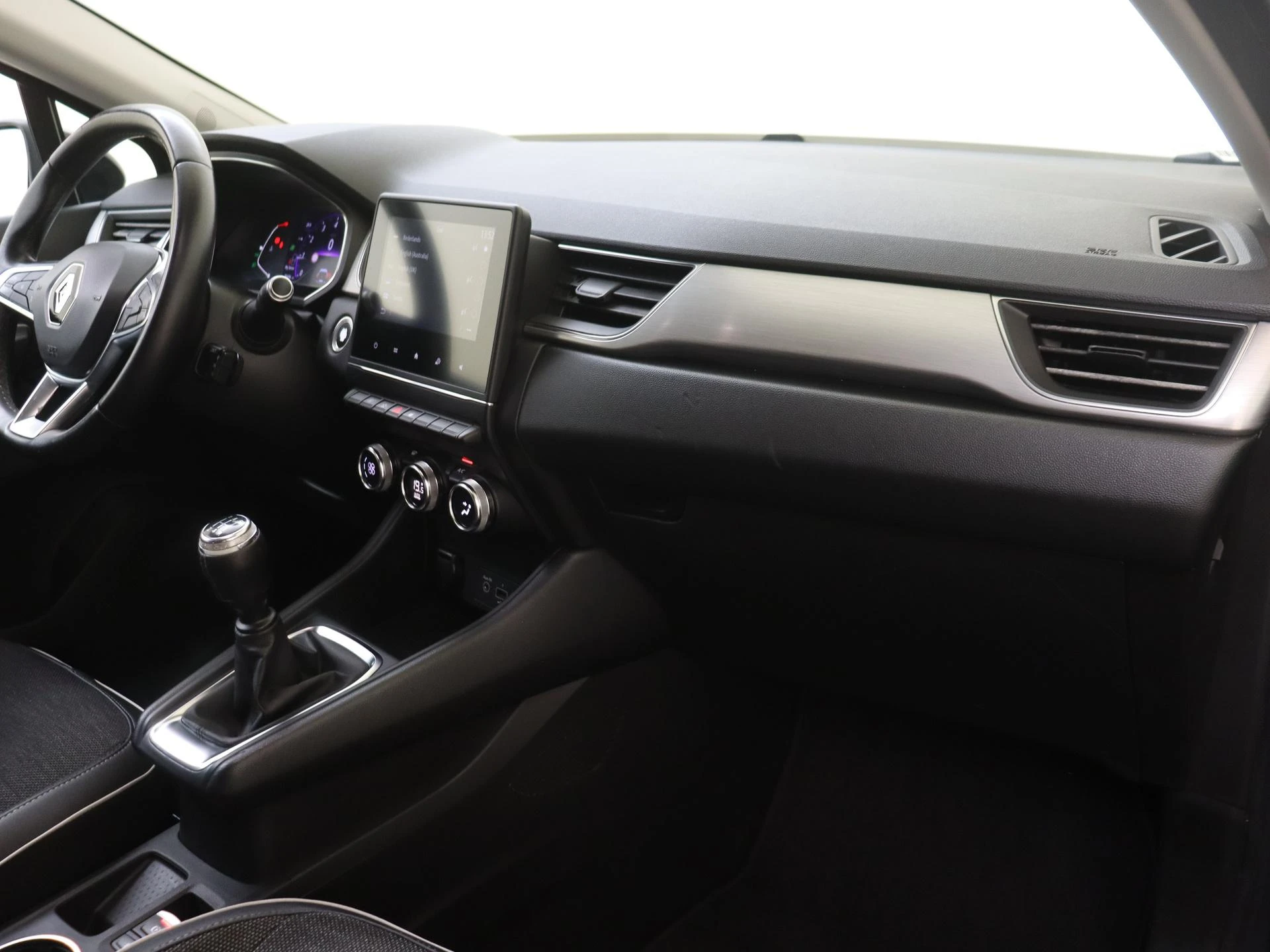 Renault-Captur-image-4