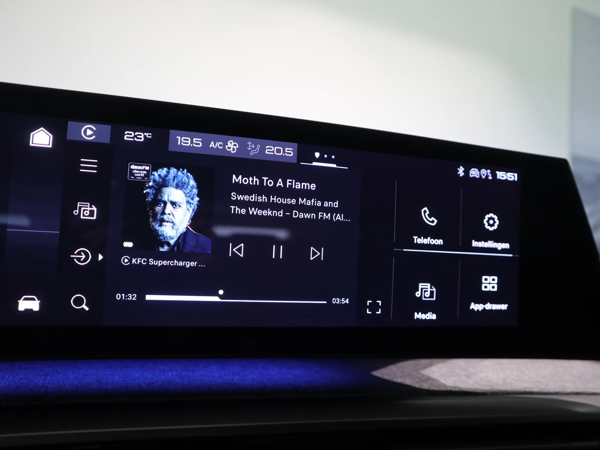 Peugeot 3008 Plug-in Hybrid 195 Allure
