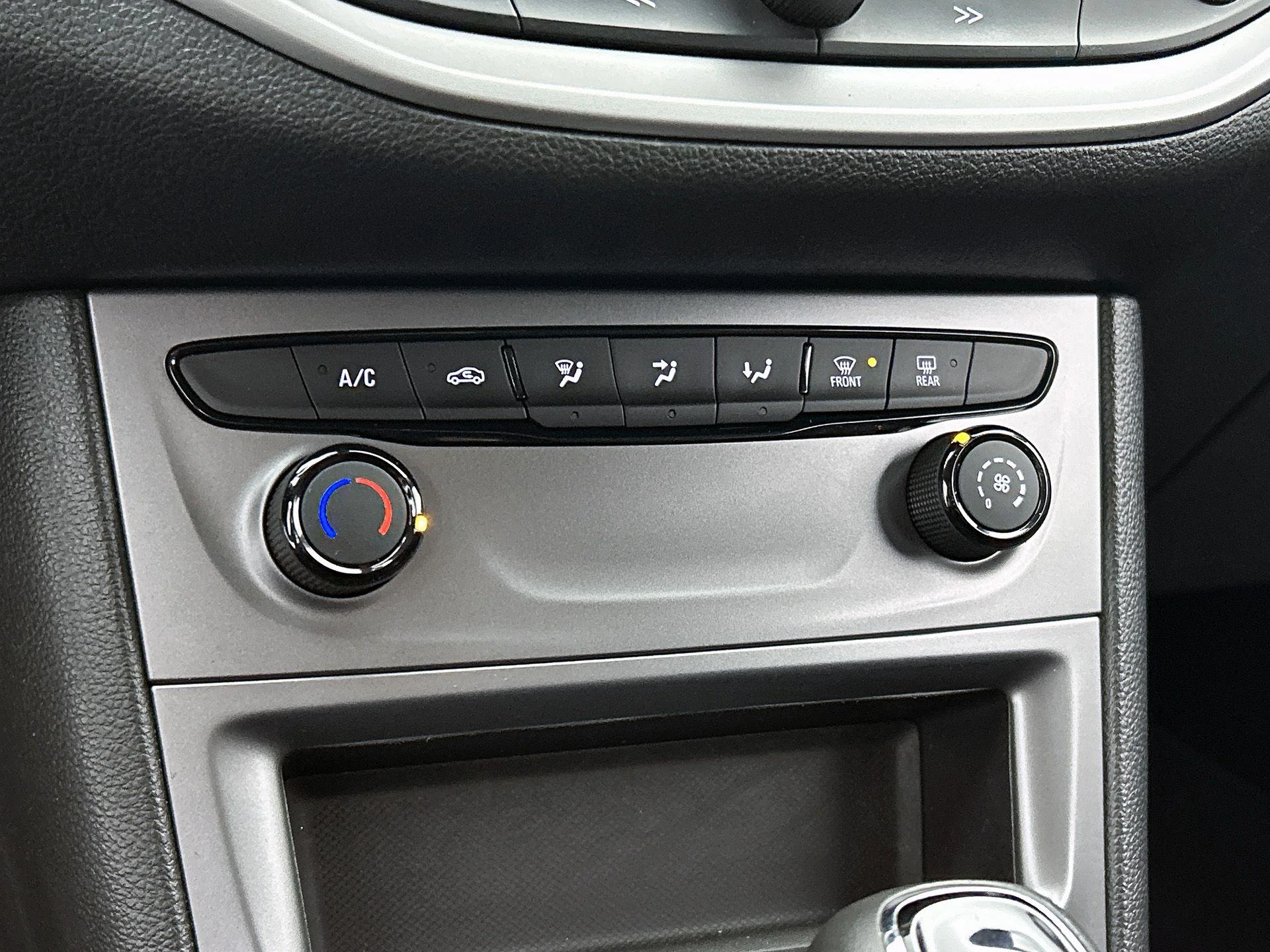 Opel-Astra-image-15
