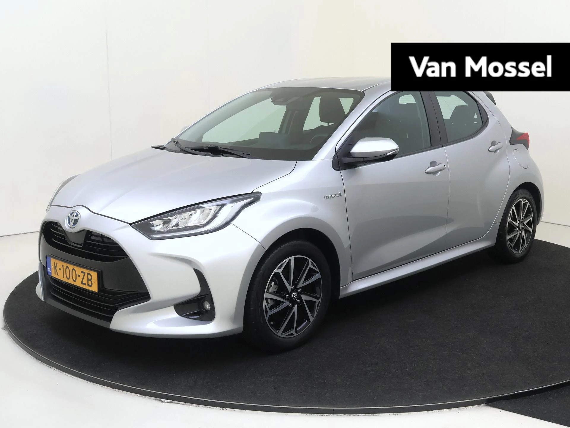 Toyota-Yaris-image-0
