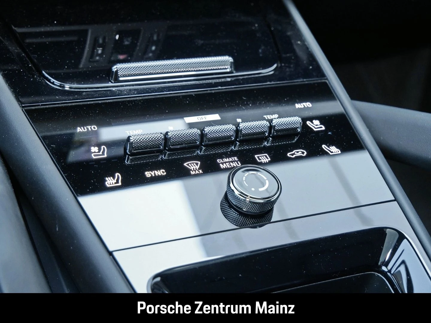 Porsche-Cayenne-image-23