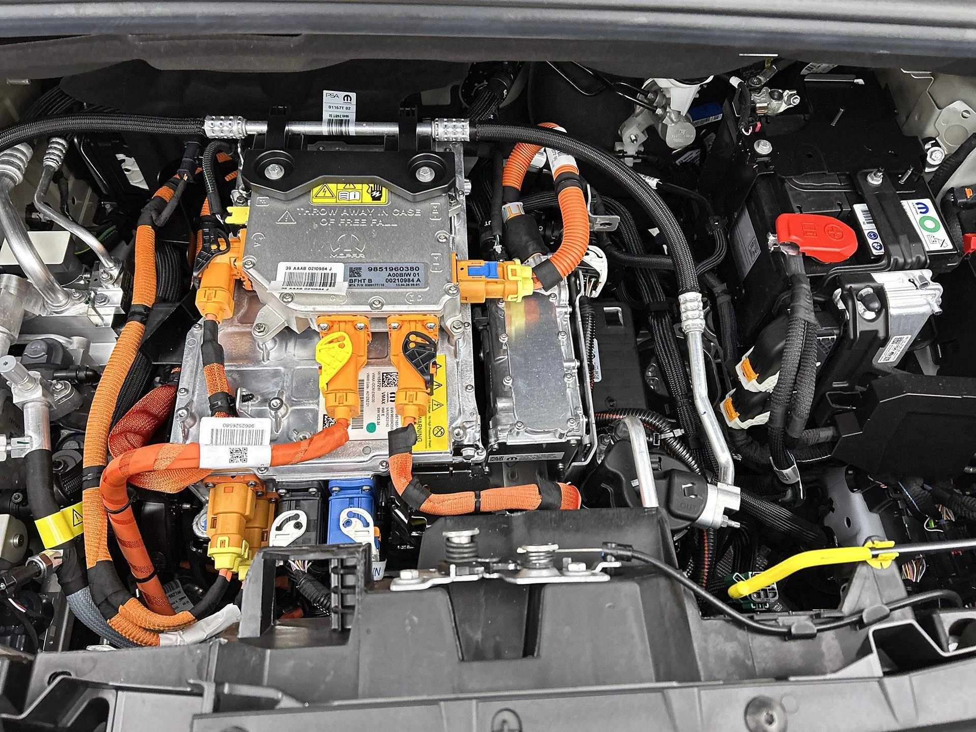Opel-Combo-e-image-12