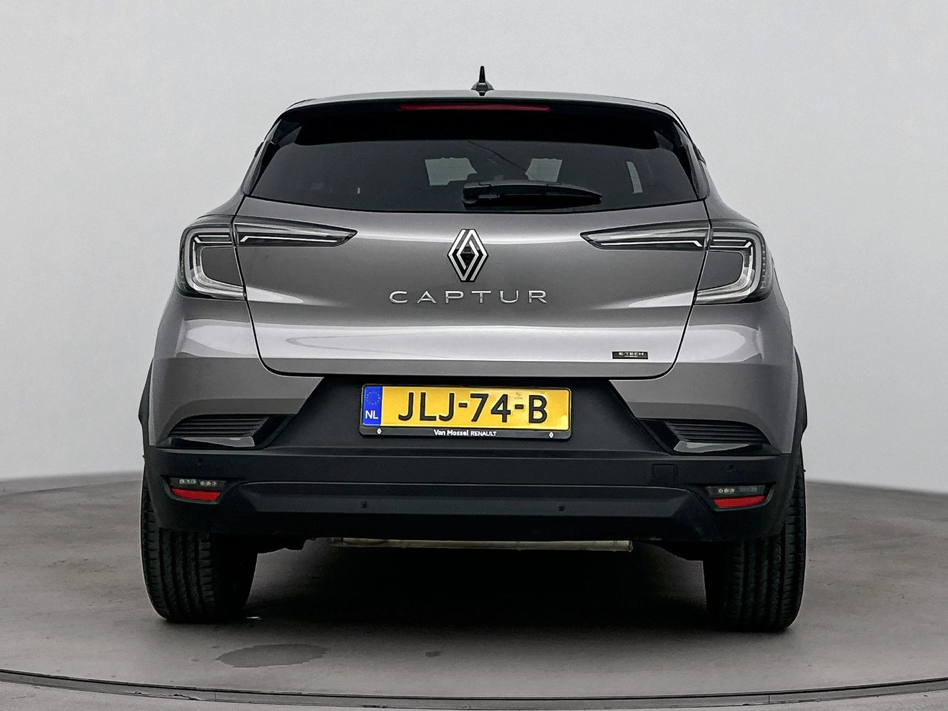 Renault-Captur-image-2