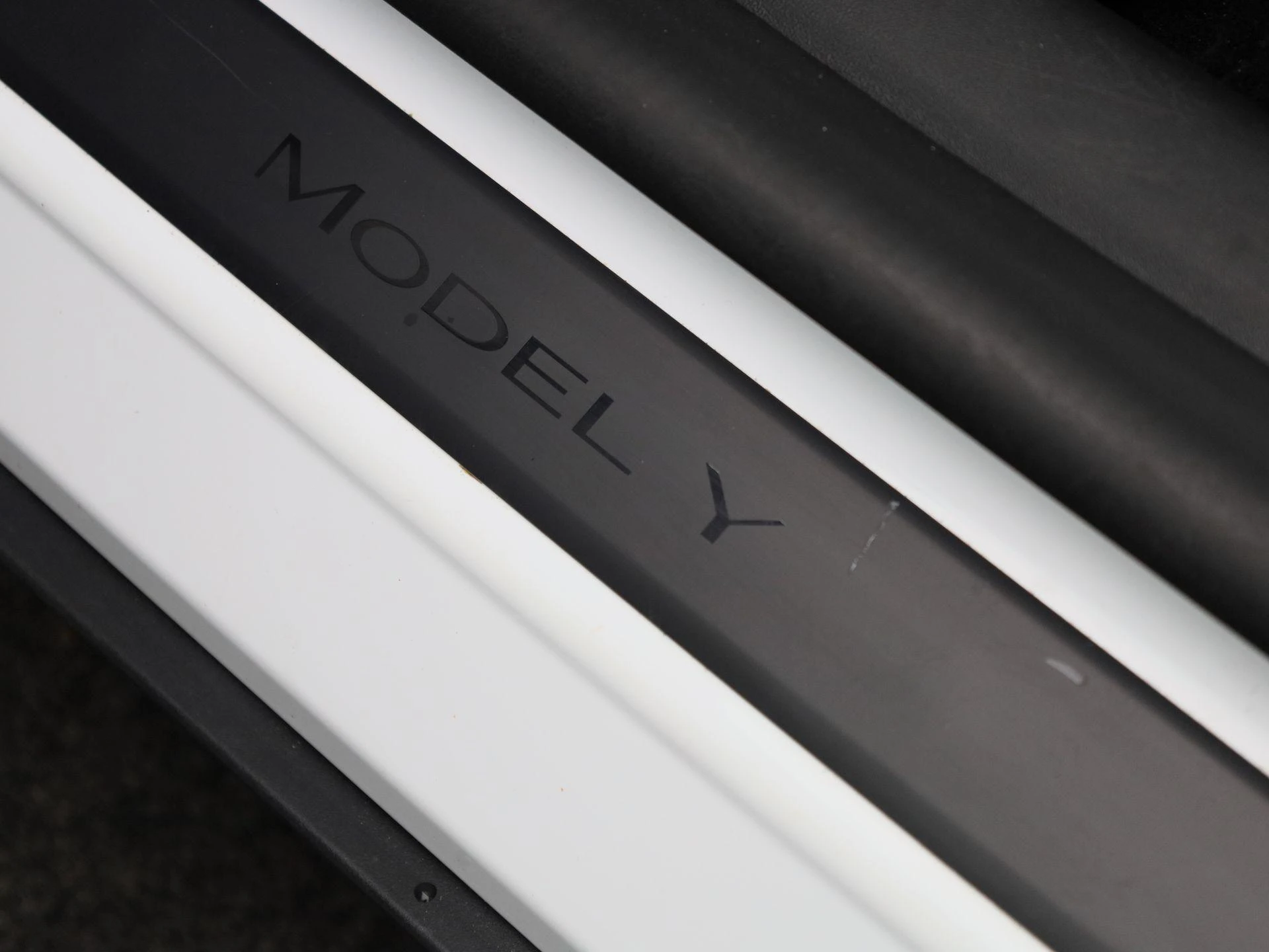 Tesla-Model Y-image-35
