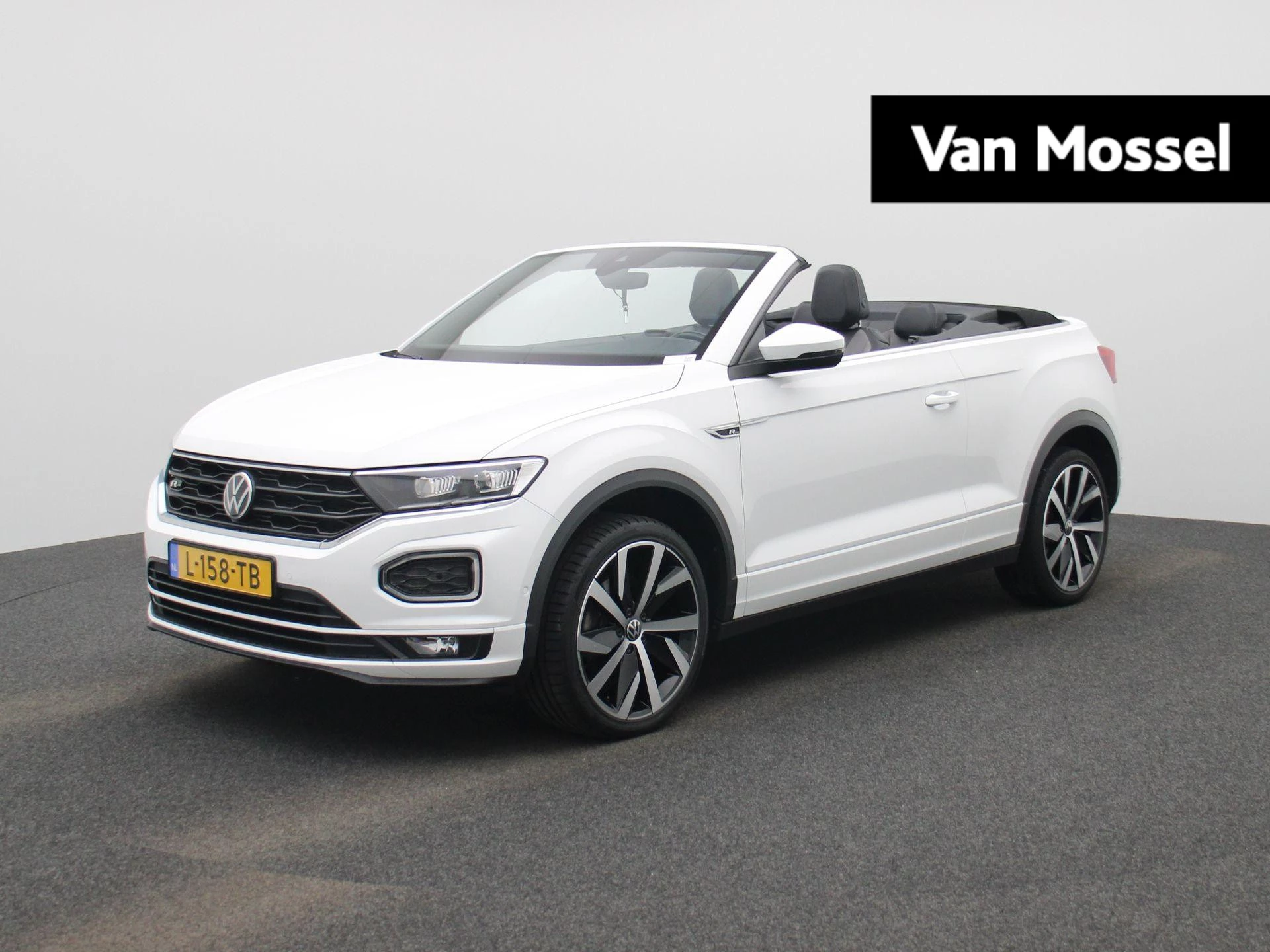 Volkswagen-T-Roc-image-0