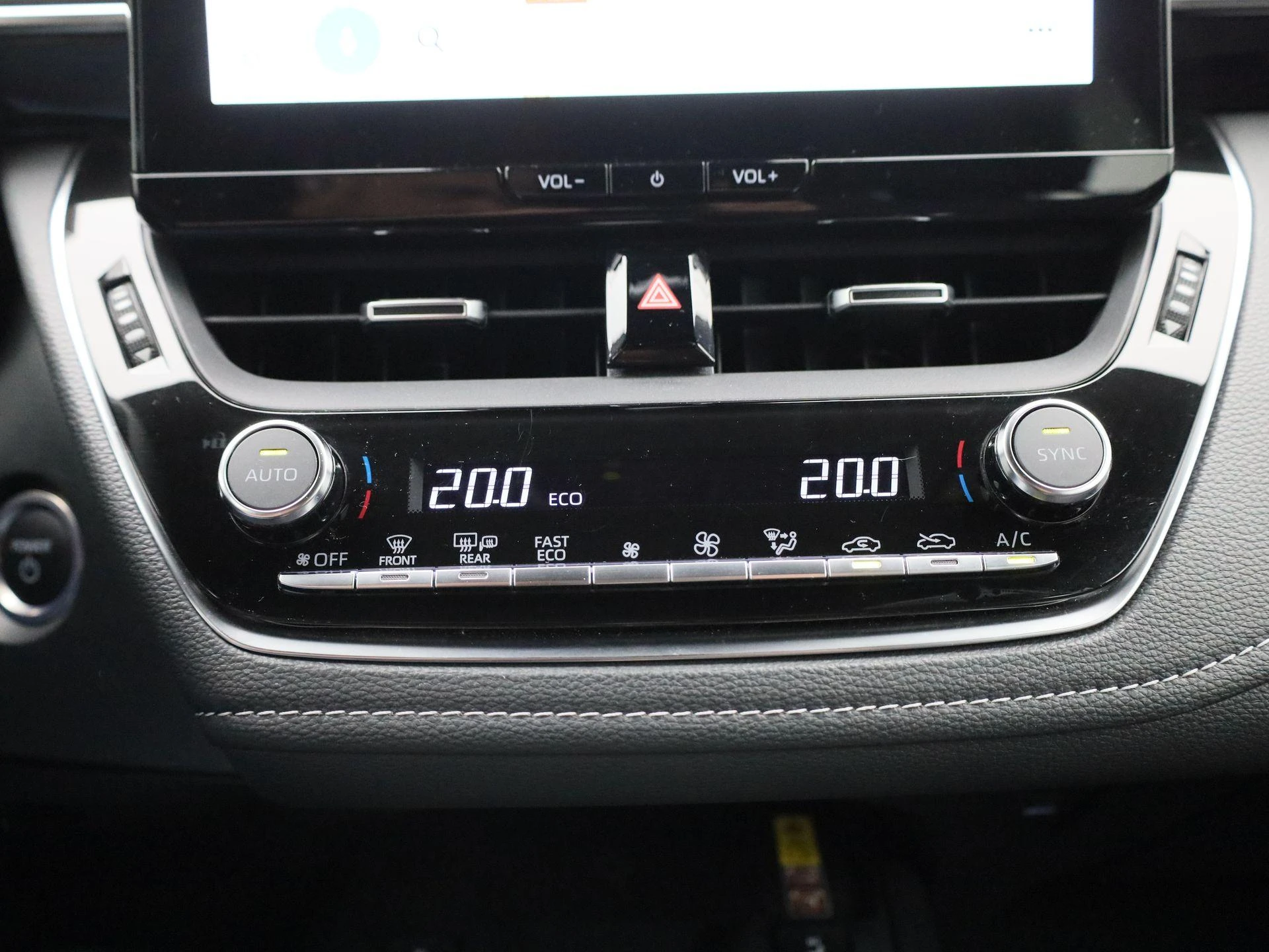 Toyota-Corolla-image-16