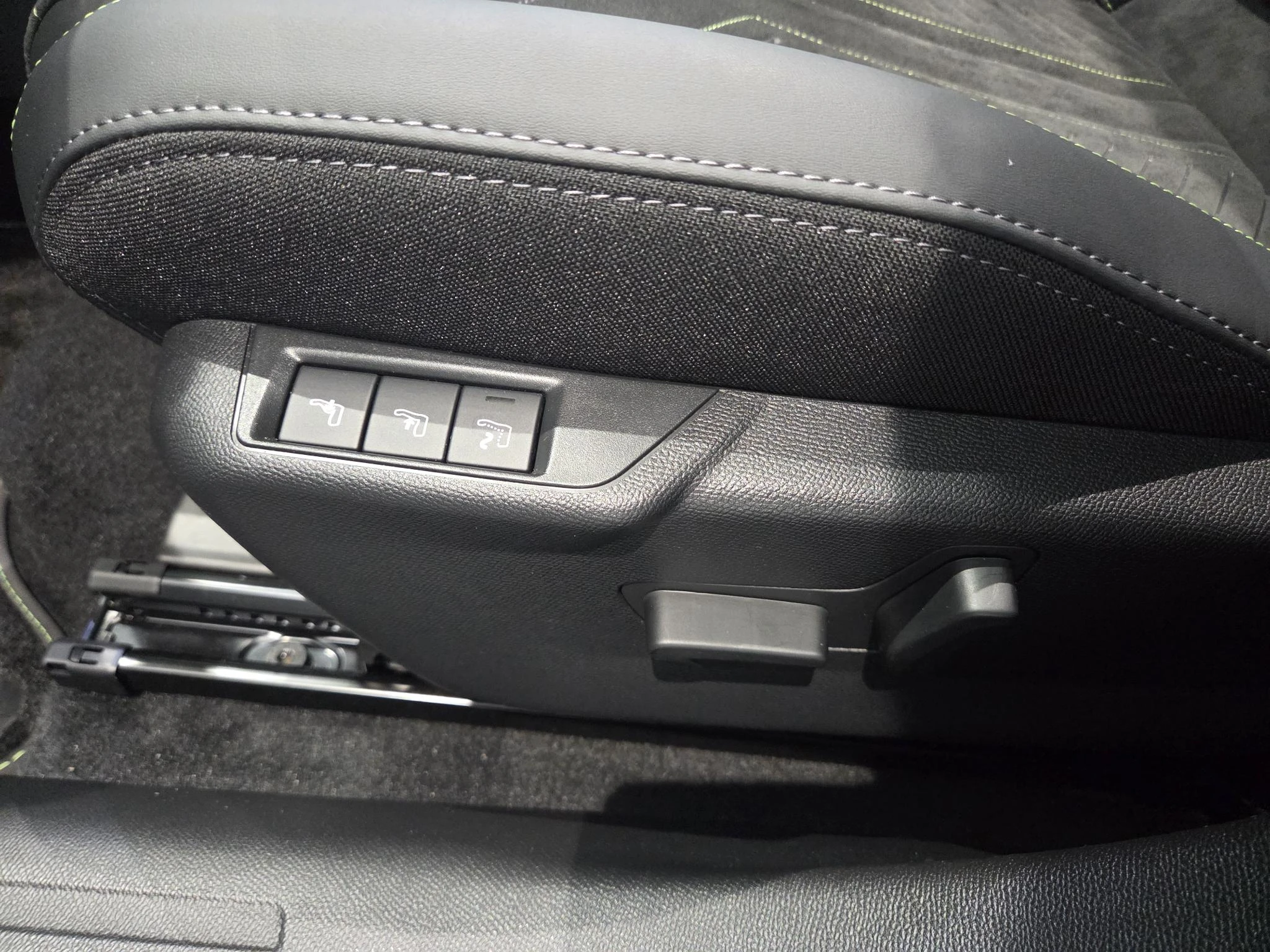 Peugeot-2008-image-13