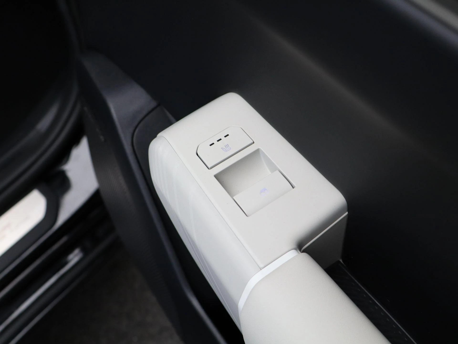 Kia-EV4-image-39