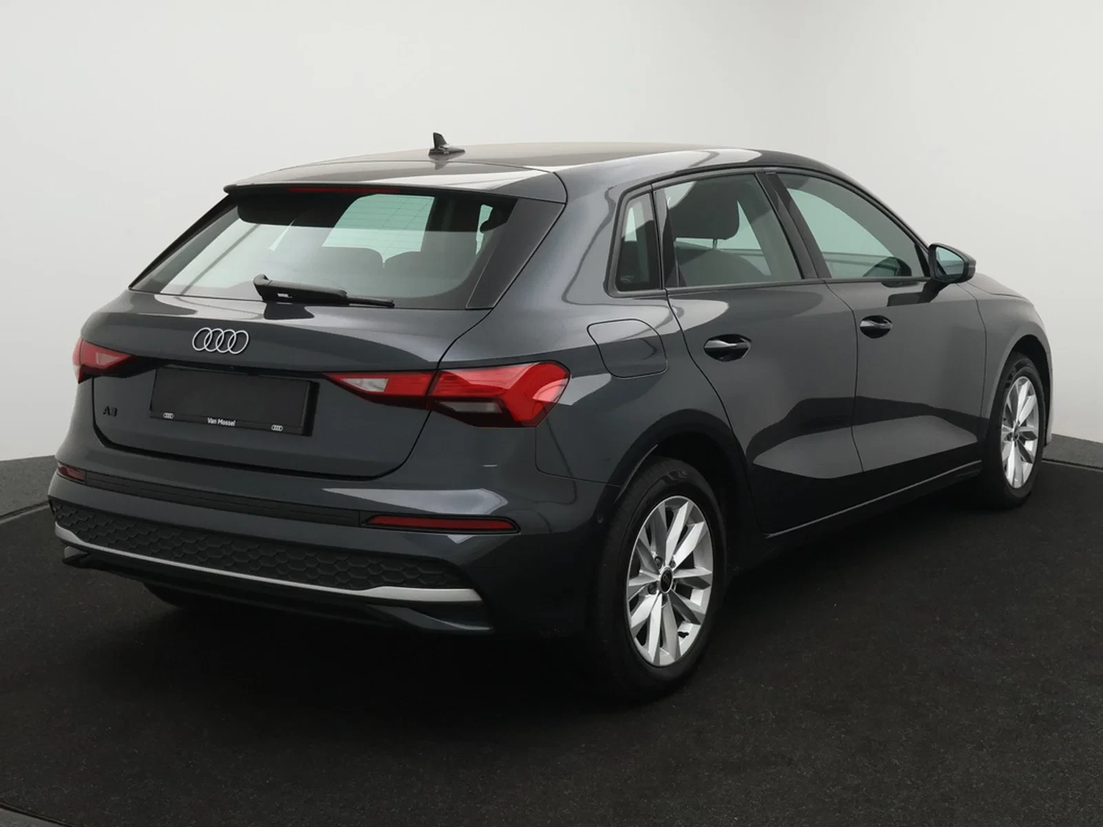 Audi A3 Sportback Audi A3 Sportback 30TFSI 116PK *AUTOMAAT*LEDER*NAVI*APP-CONNECT*ACC*LANE-ASSIST*...*