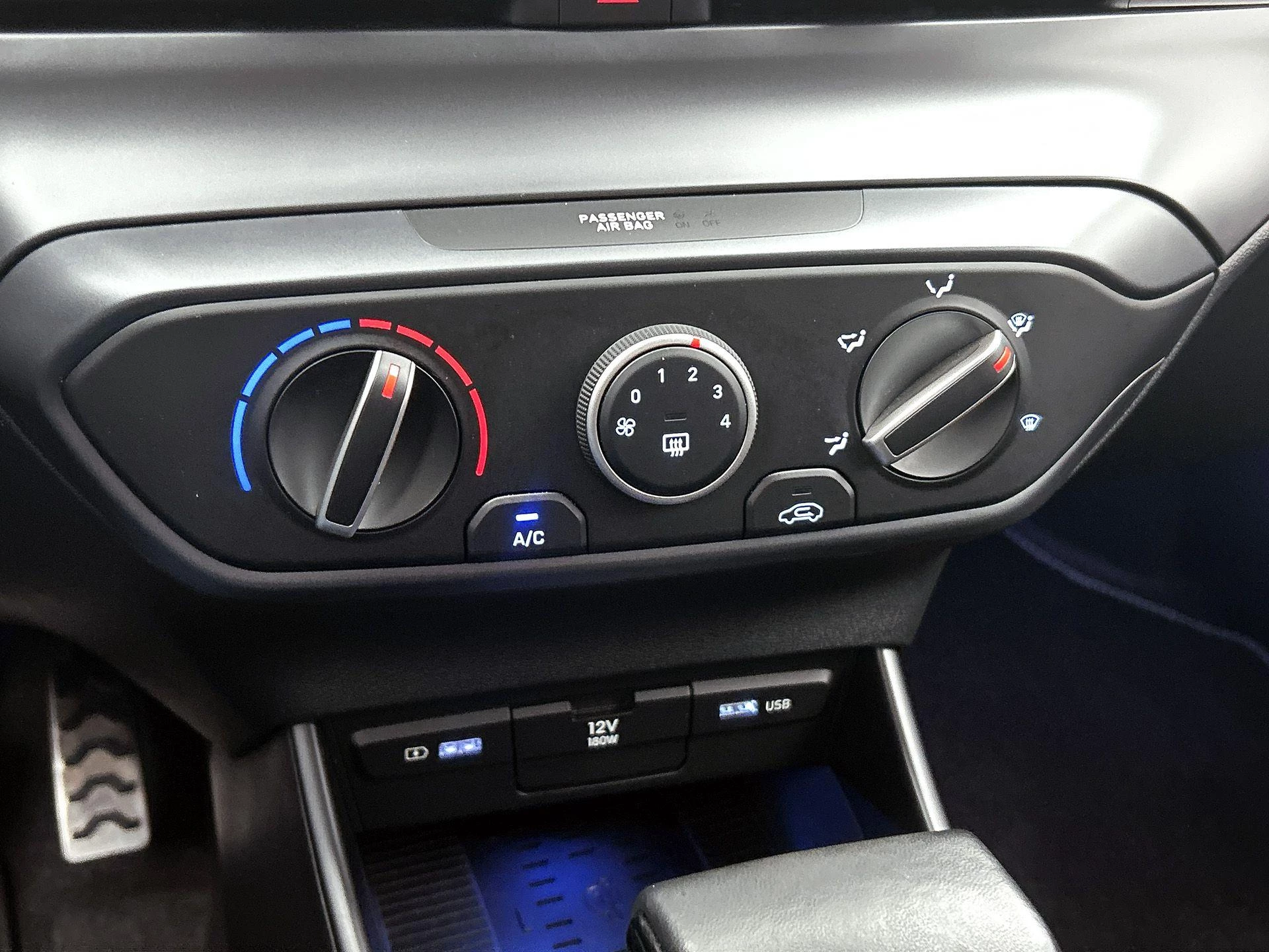 Hyundai-Bayon-image-17