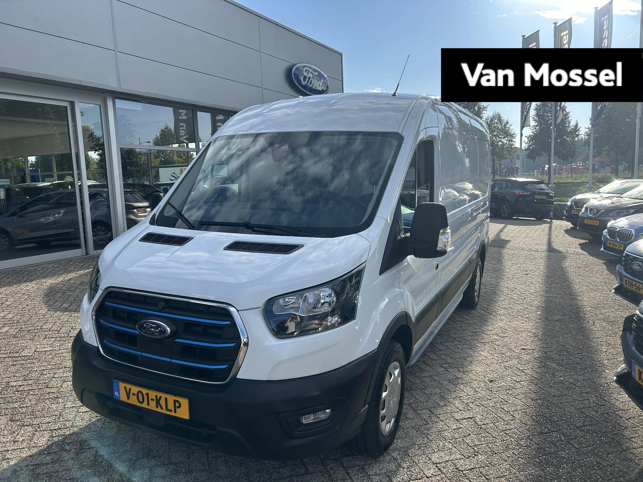 Ford-E-Transit-image-0