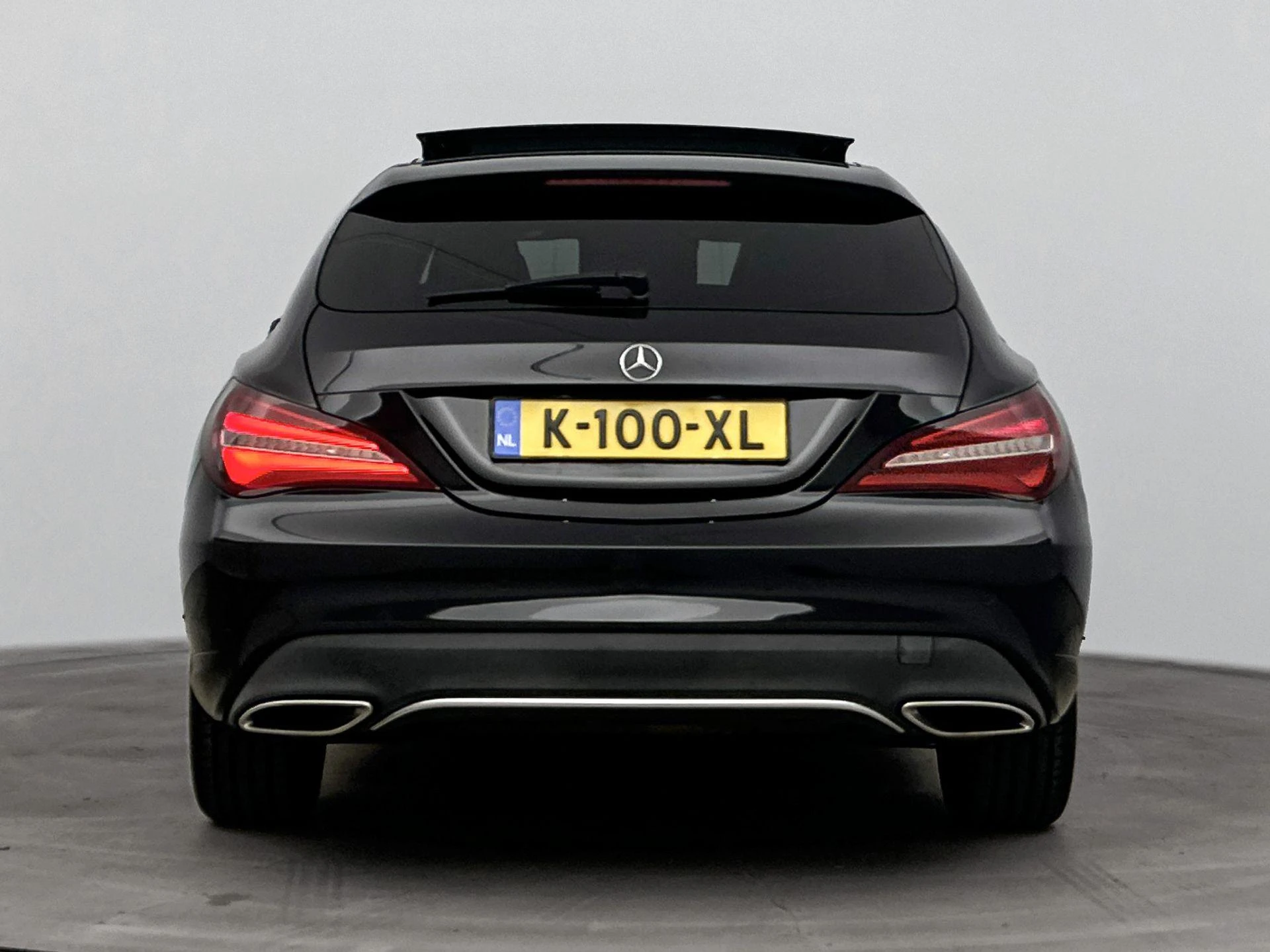 Mercedes-Benz-CLA-image-2