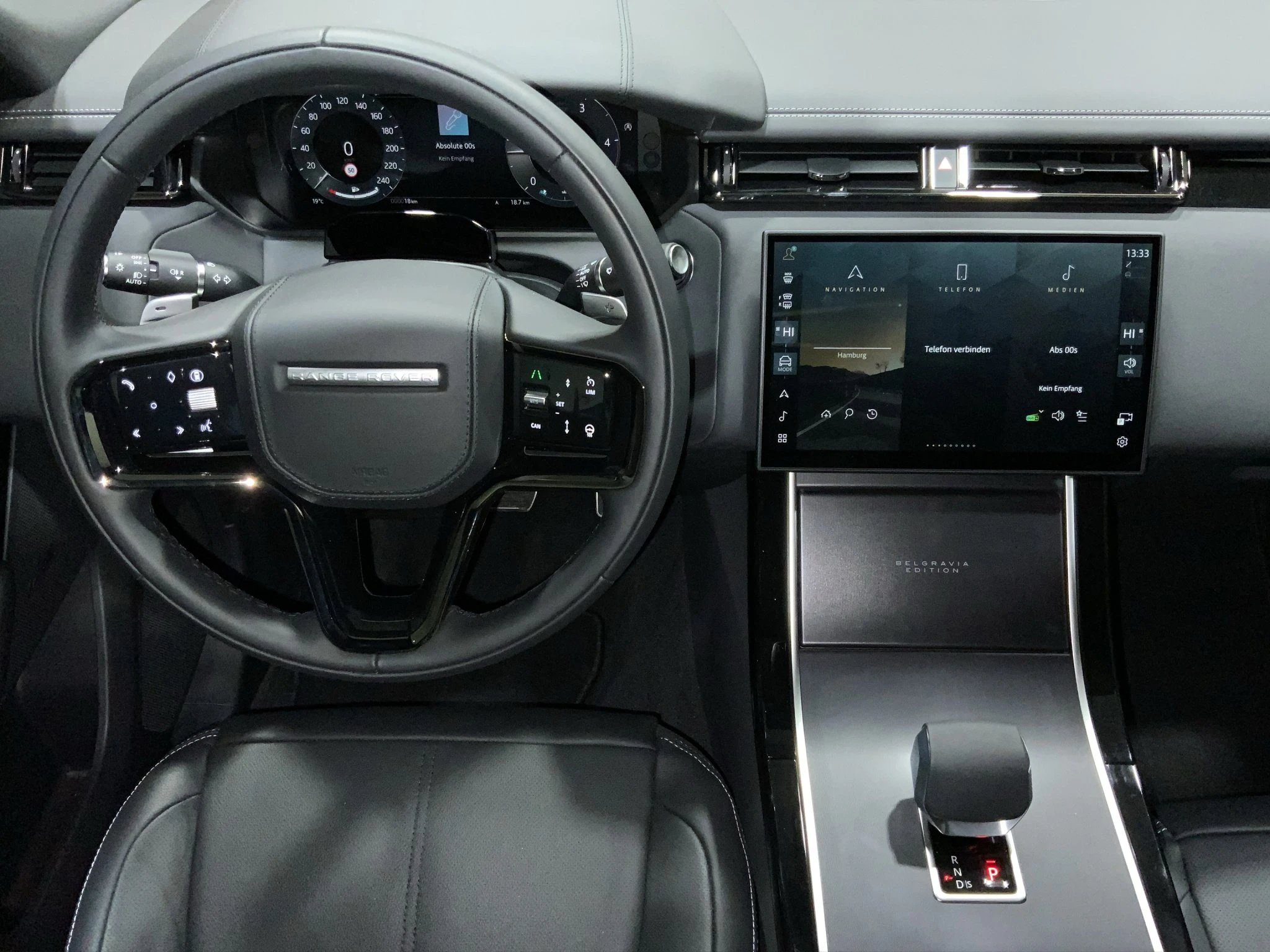 Land Rover-Range Rover Velar-image-8