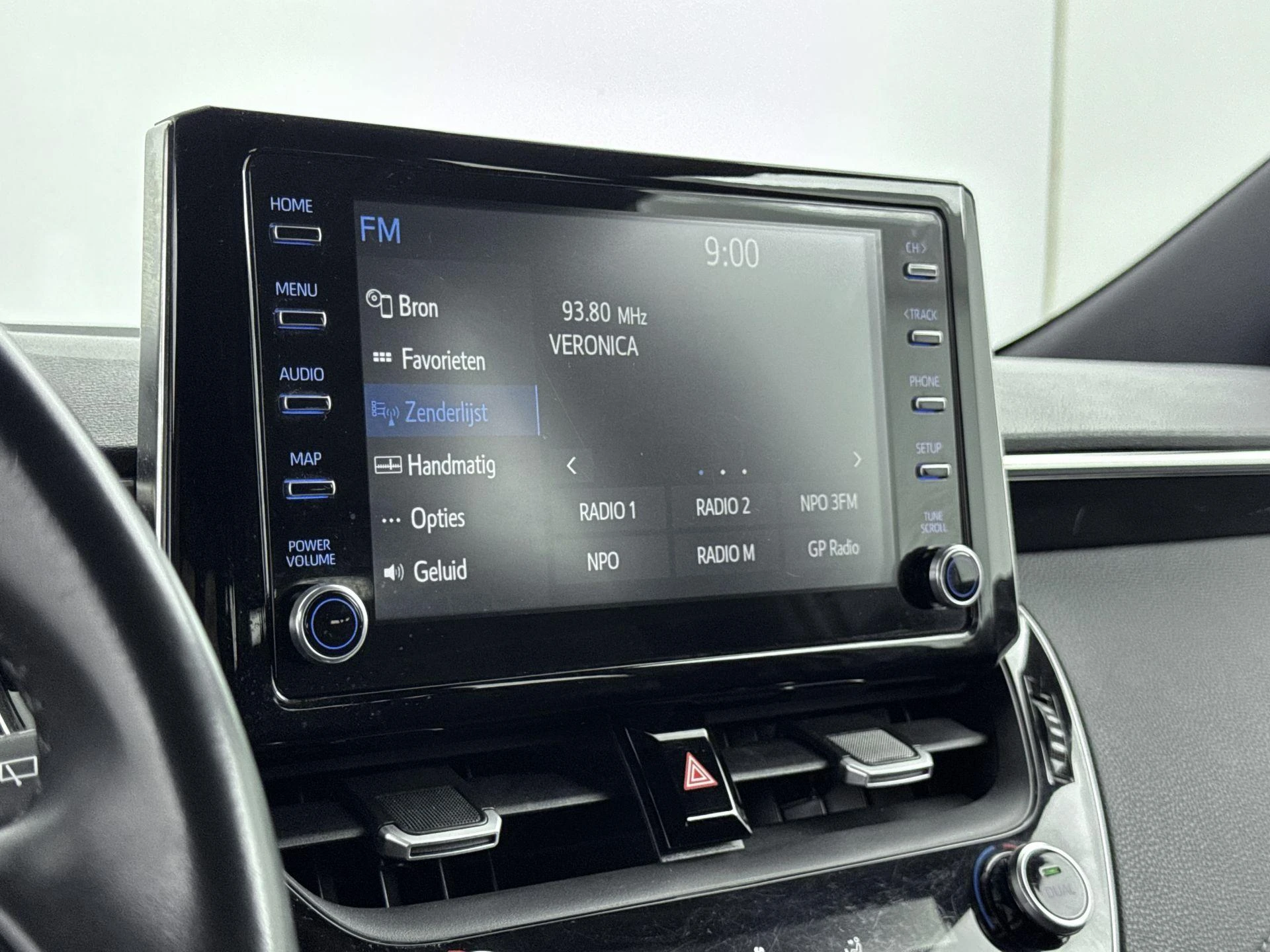 Toyota-Corolla Touring Sports-image-6