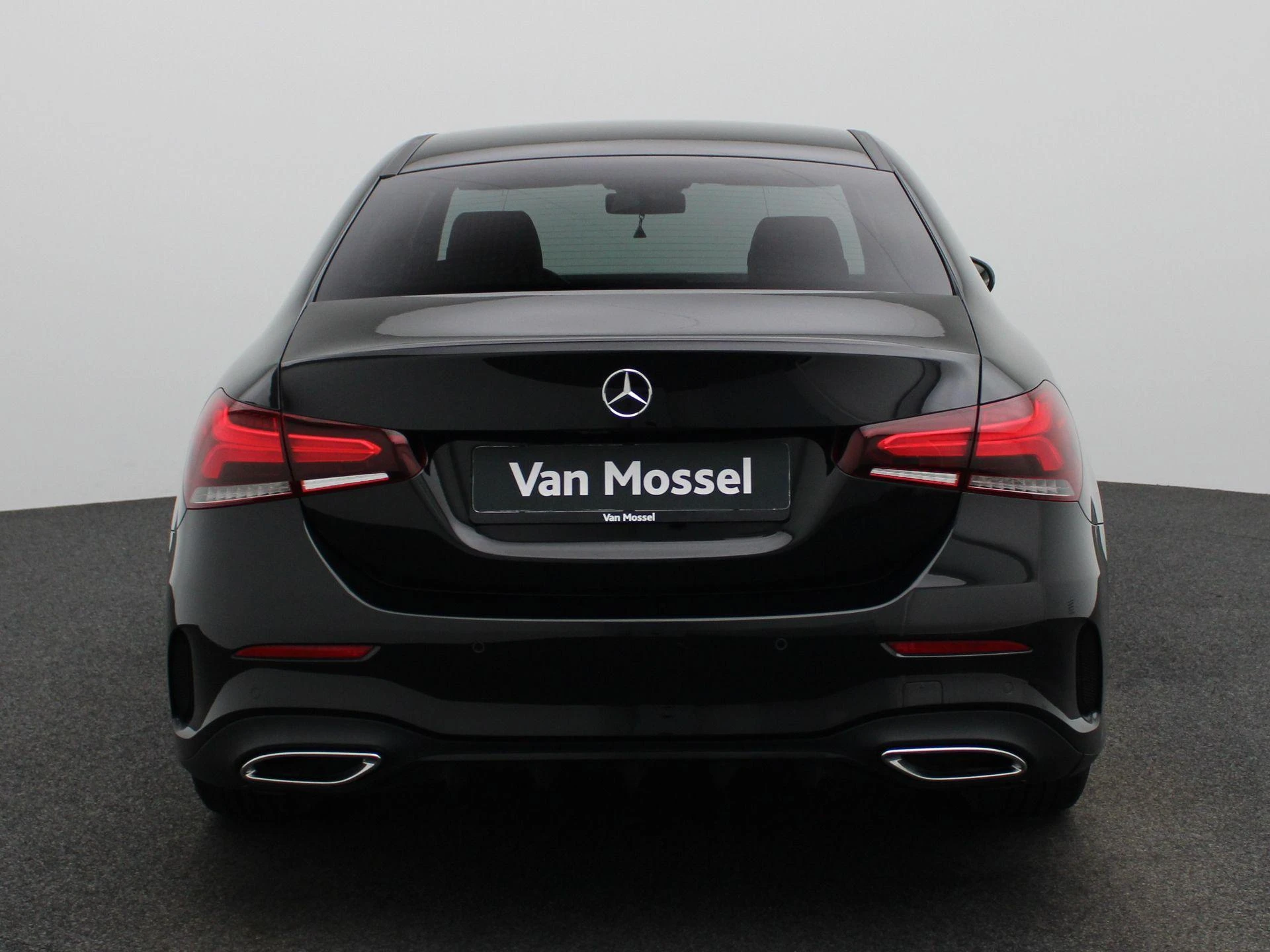Mercedes-Benz-A-Klasse-image-4