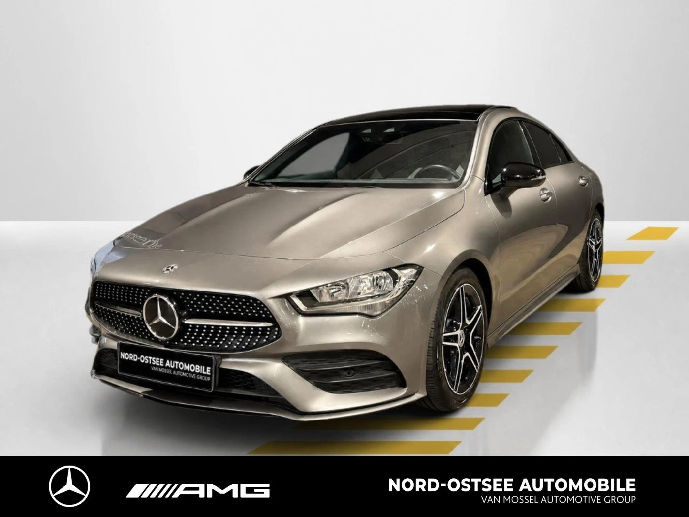 Mercedes-Benz-CLA 220-image-0