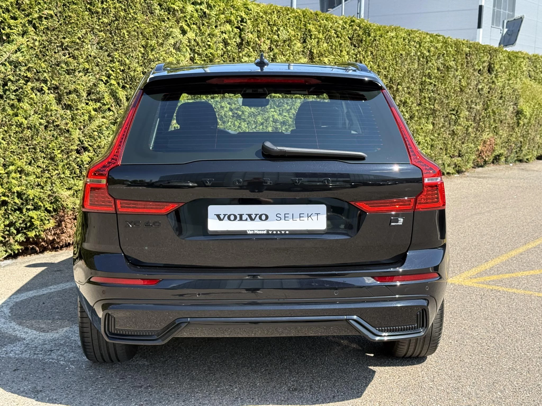 Volvo XC60 T6 Plug-in Hybrid AWD Plus Black Edition