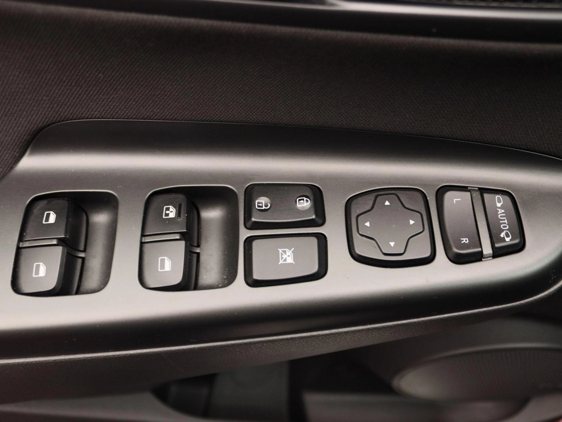 Hyundai-Kona-image-20