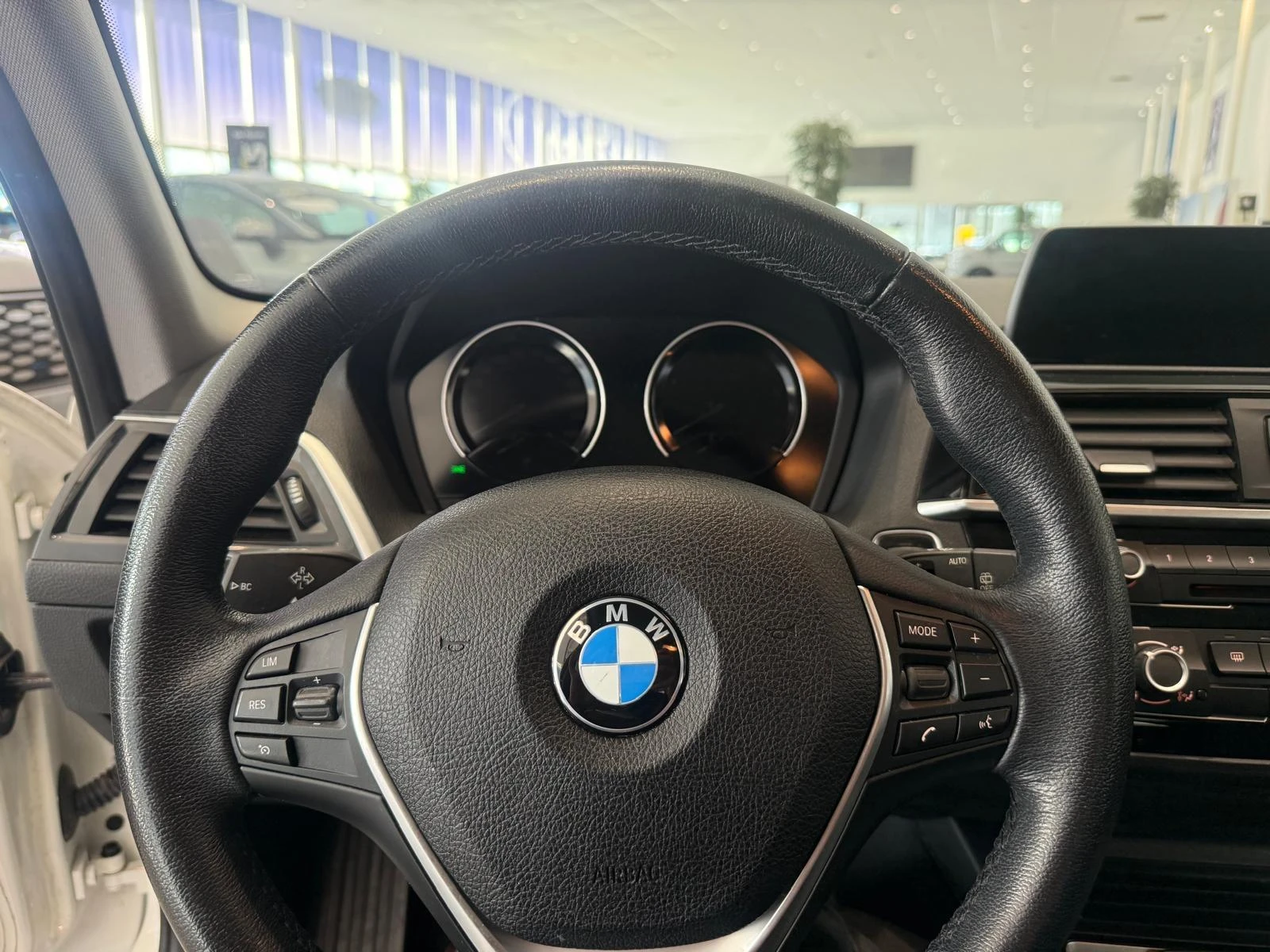 BMW-1 Serie-image-11