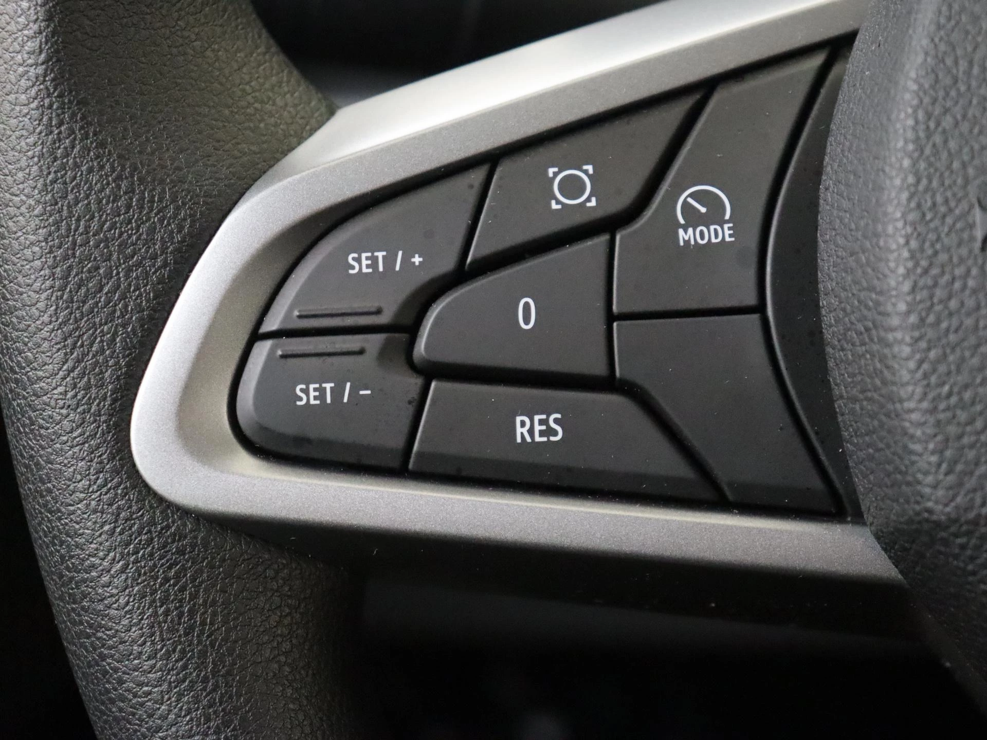 Dacia-Spring-image-16