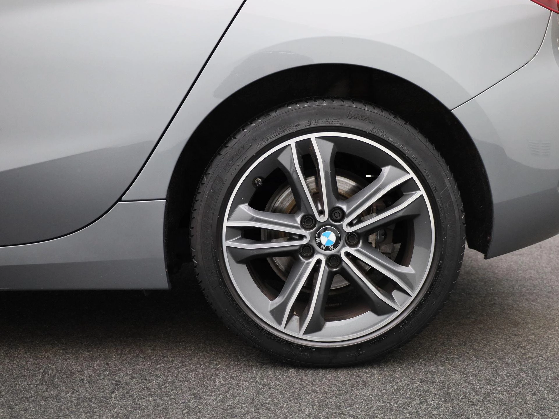 BMW-1 Serie-image-12