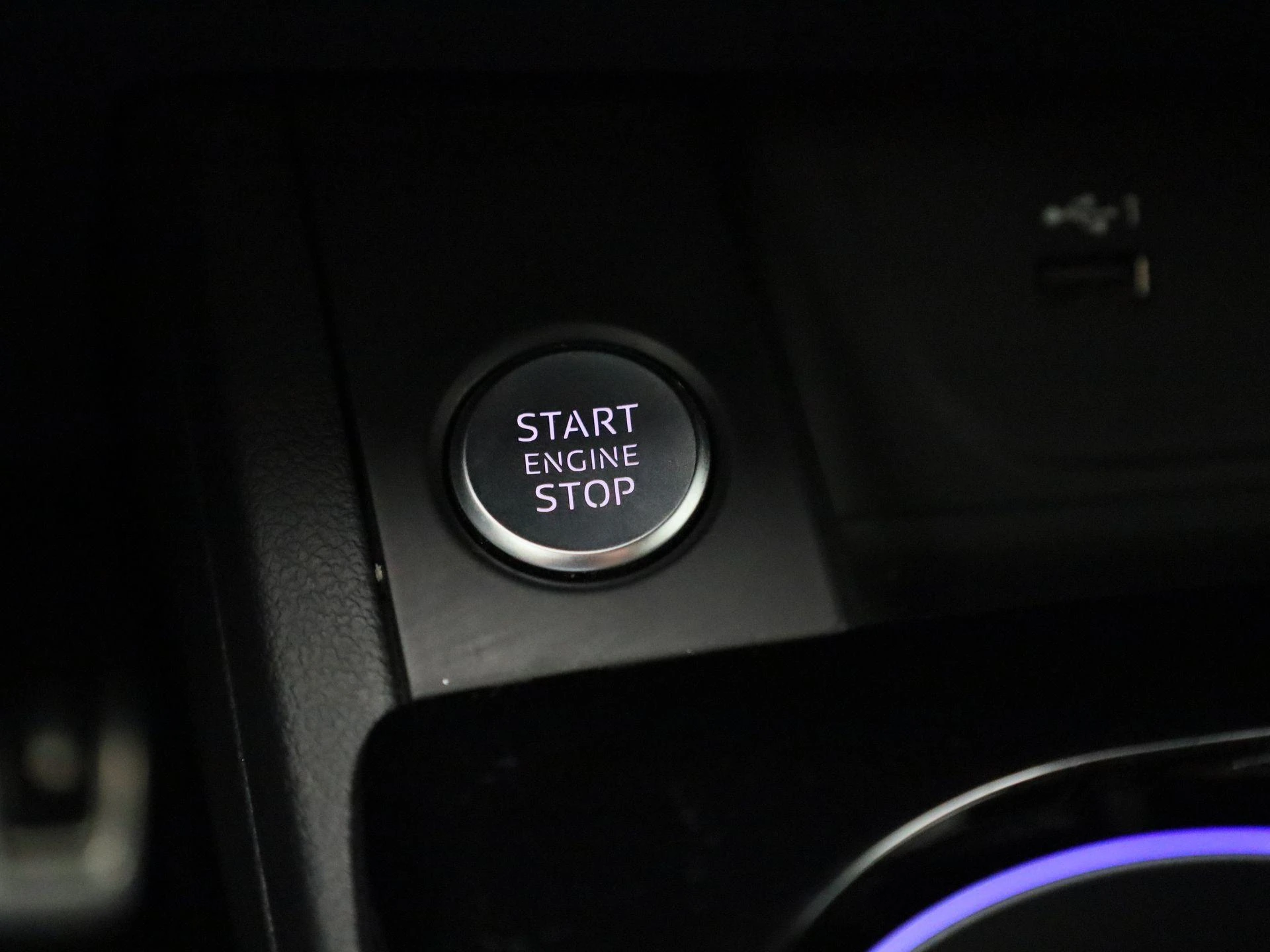 Audi-A4-image-25