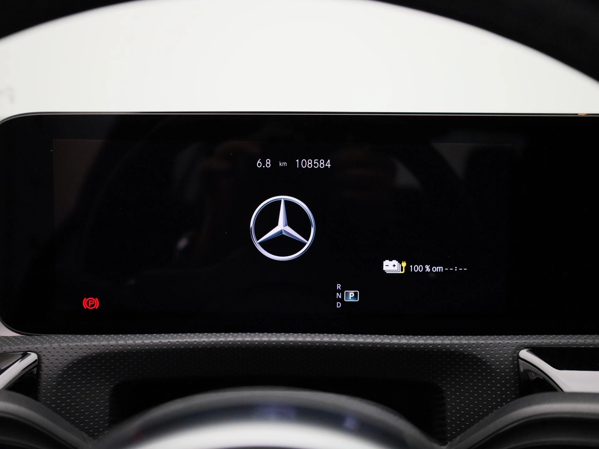 Mercedes-Benz-CLA-image-9