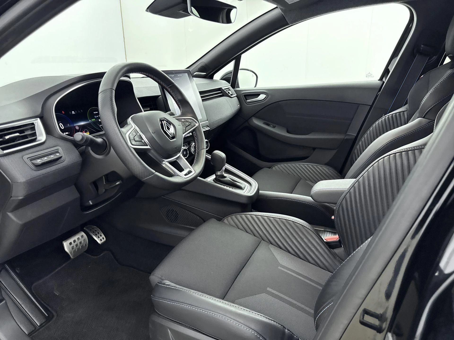 Renault-Clio-image-7