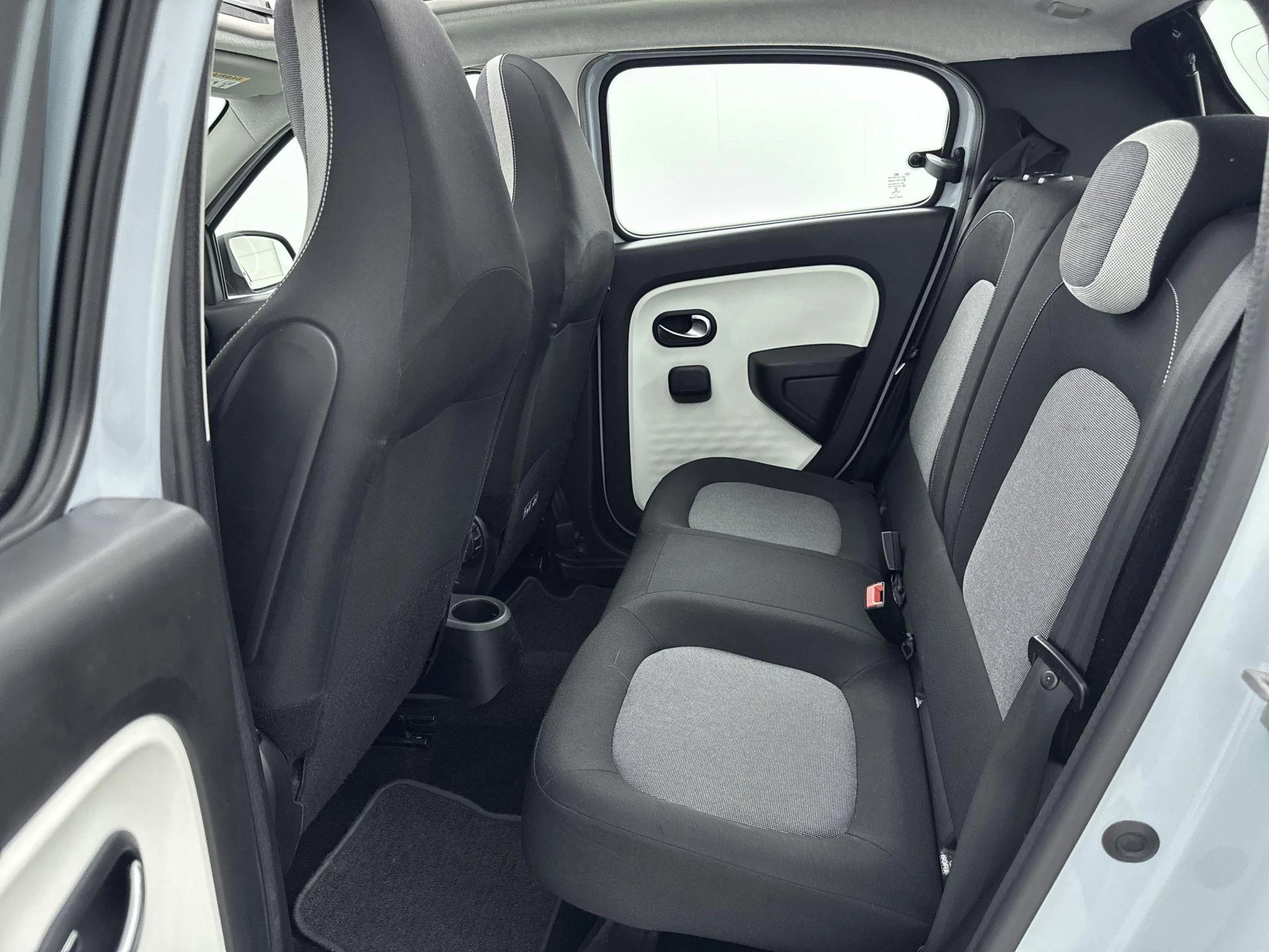 Renault-Twingo-image-26