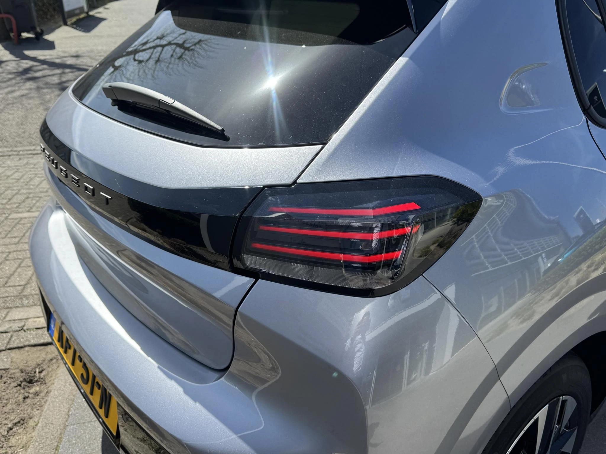 Peugeot-208-image-11