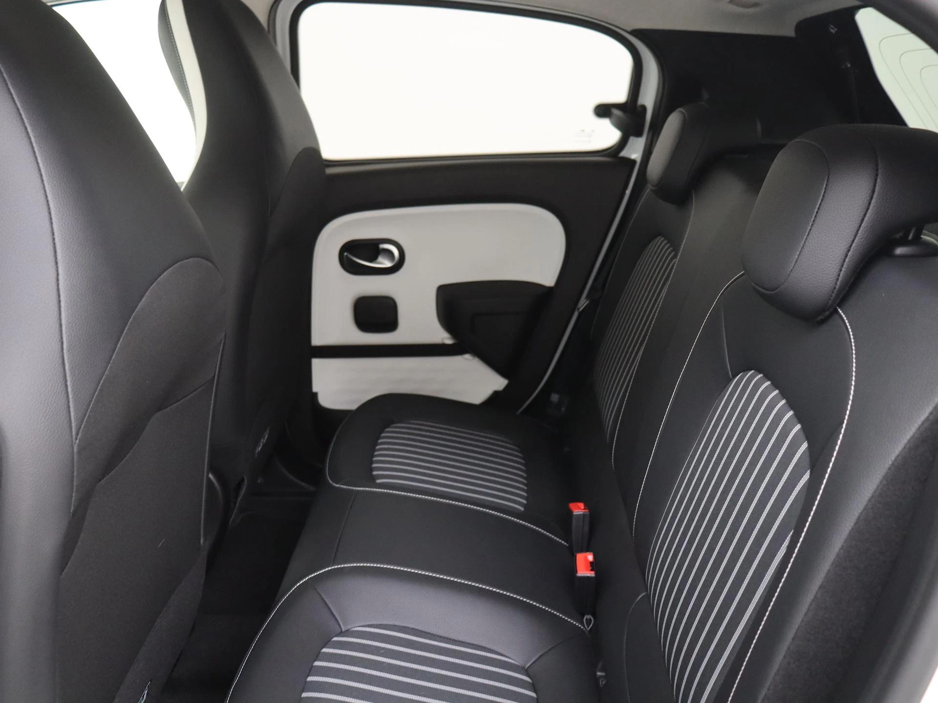 Renault-Twingo-image-4