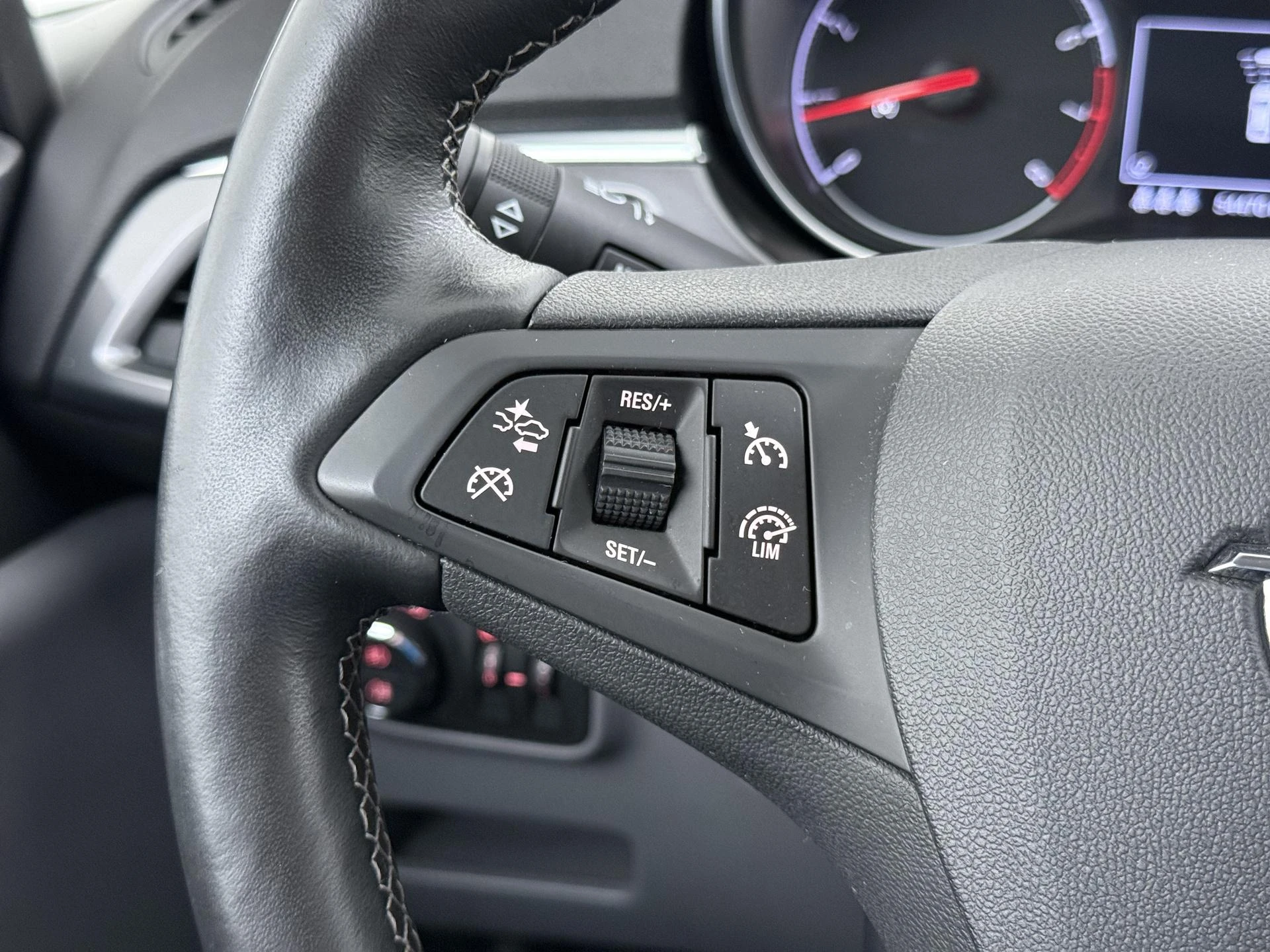 Opel-Corsa-image-10