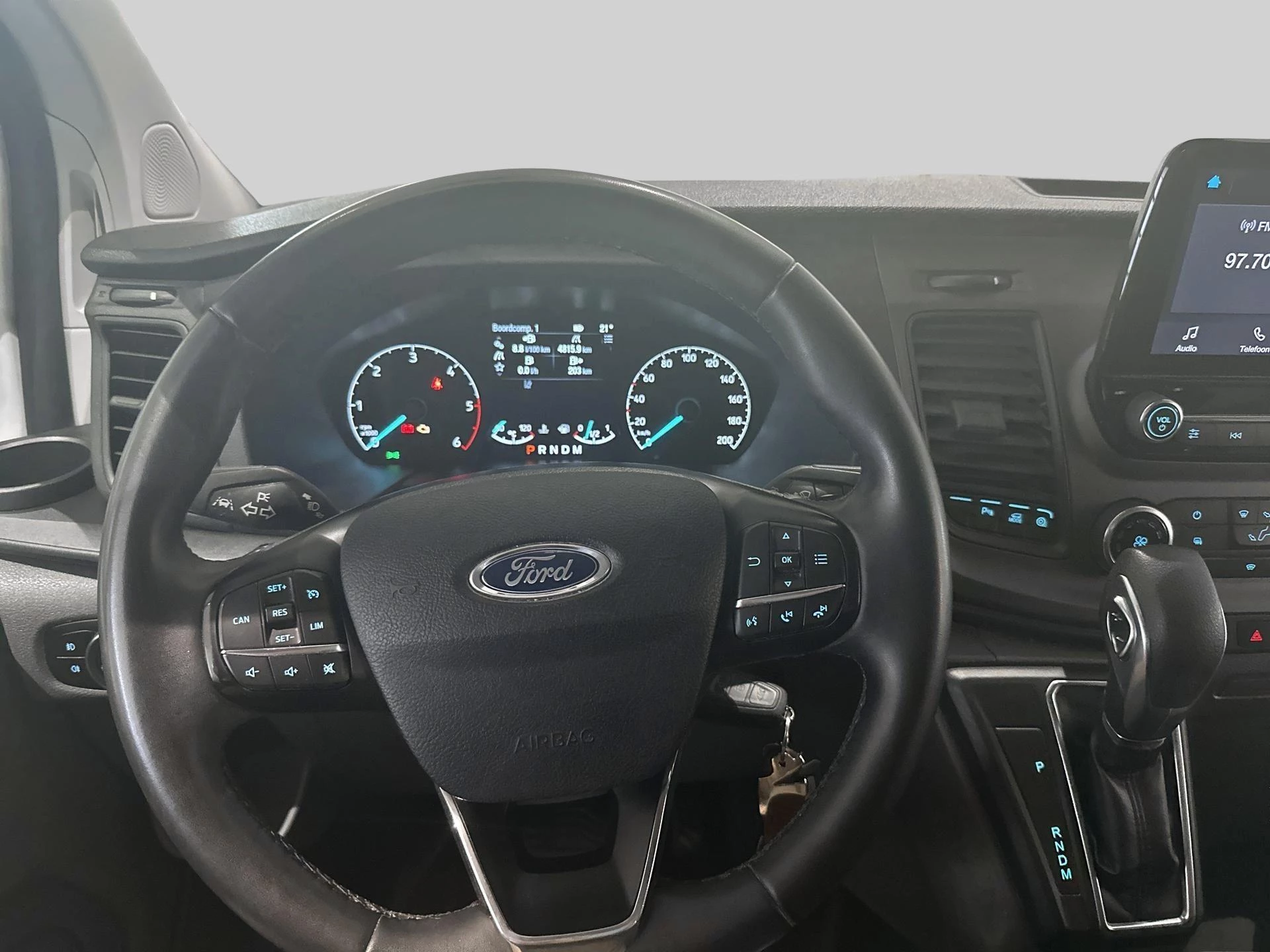 Ford-Transit Custom-image-8
