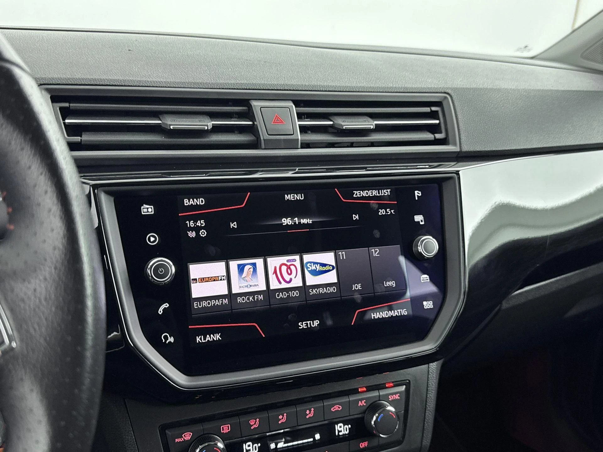 SEAT-Ibiza-image-6