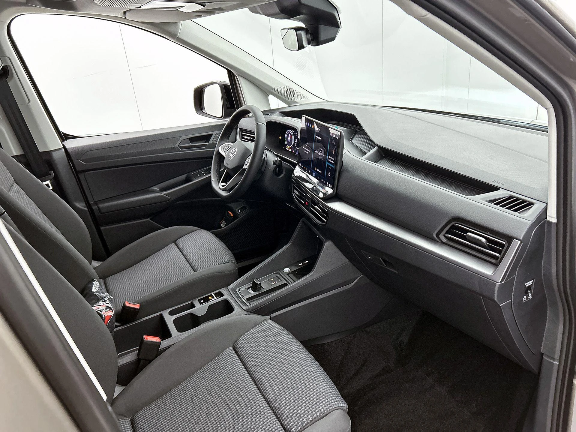 Volkswagen-Caddy-image-23