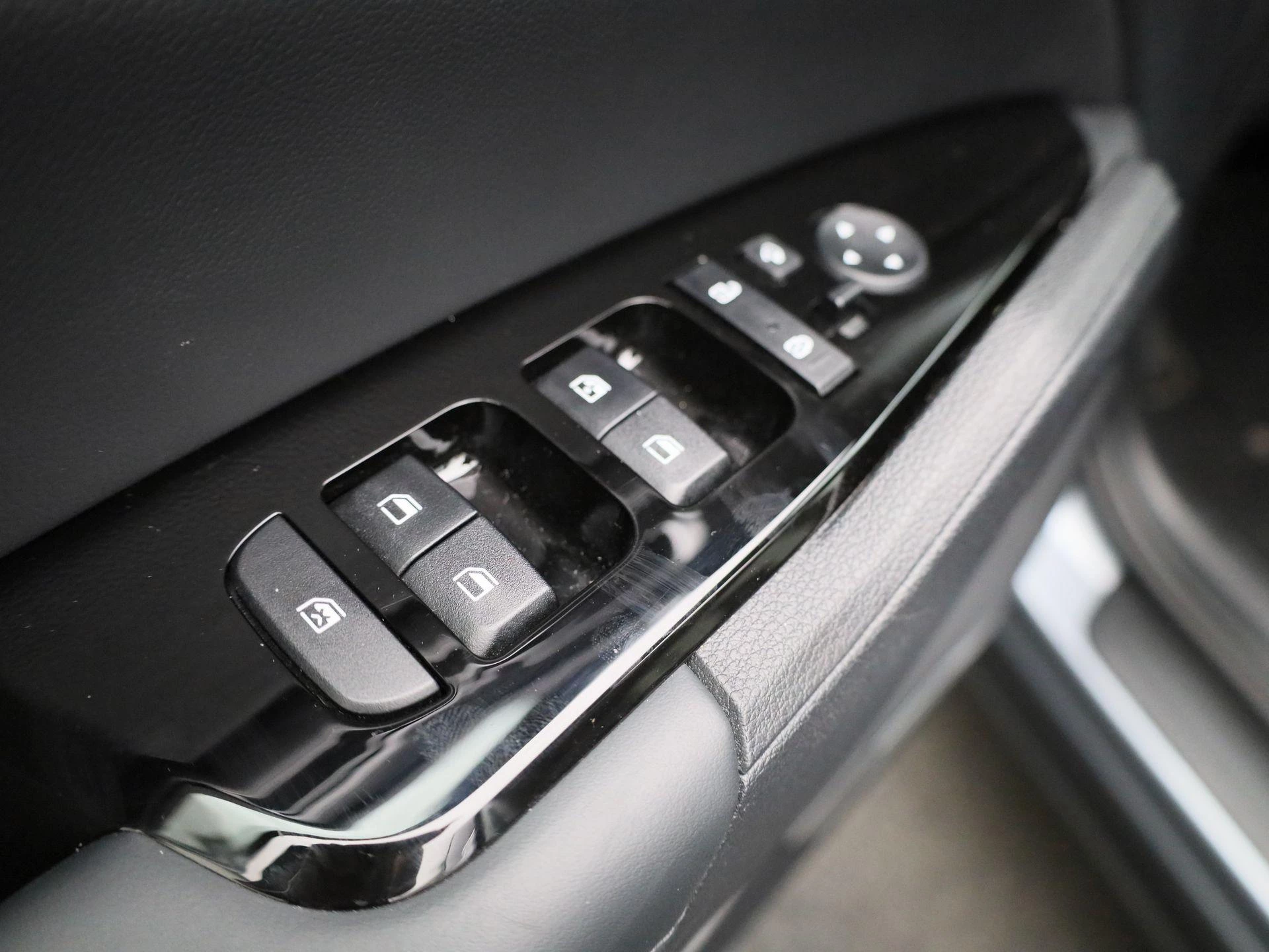 Kia Sportage 1.6 T-GDi Hybrid DynamicPlusLine