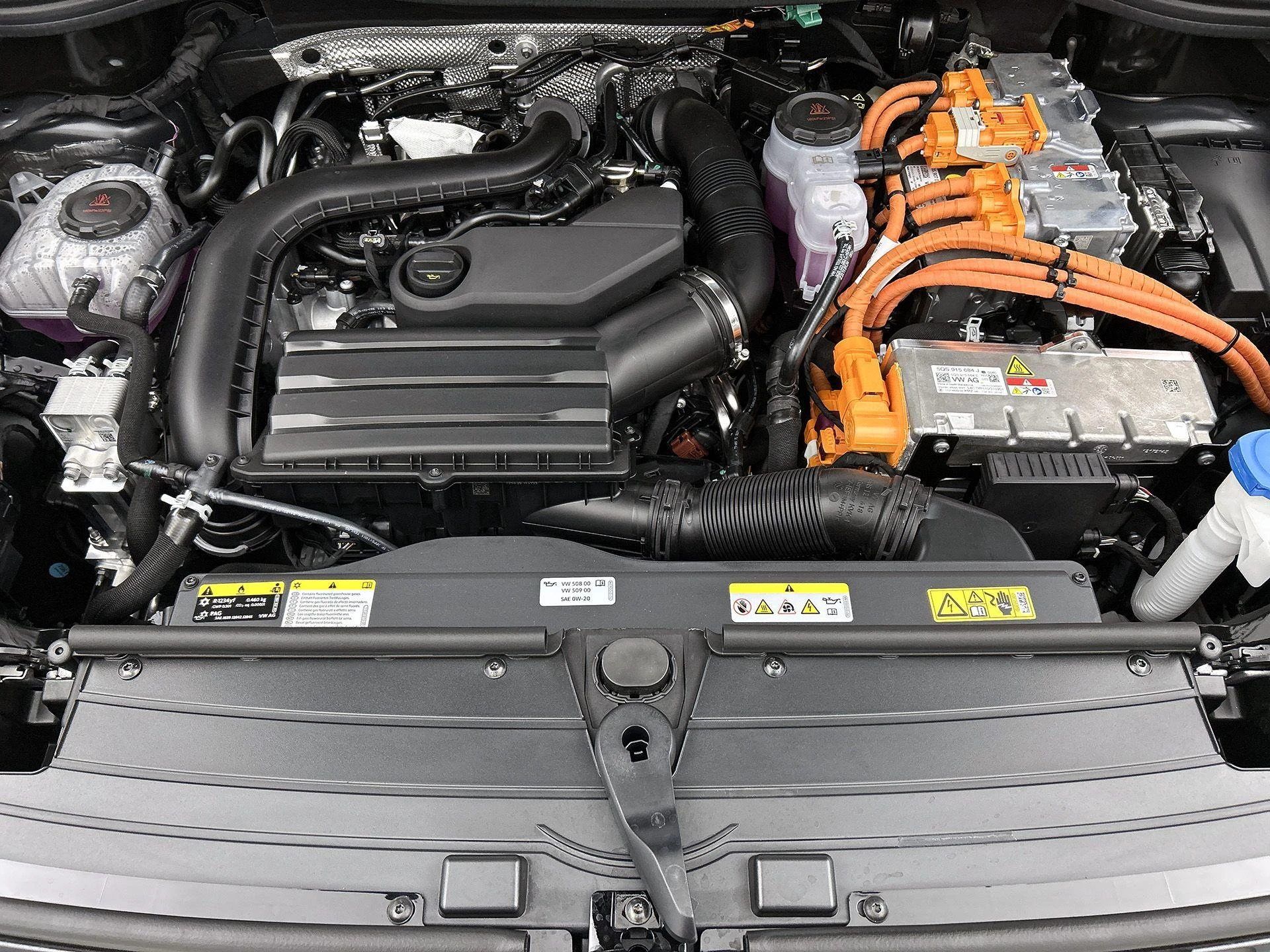 Volkswagen-Tiguan-image-39
