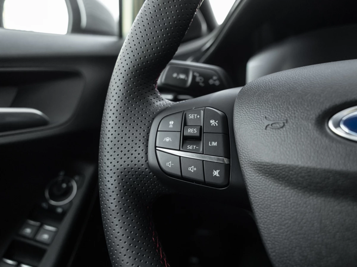 Ford Puma ST-Line 1.0 EB Autom | LED | ACC | RFK | GJR | SHZ | BT