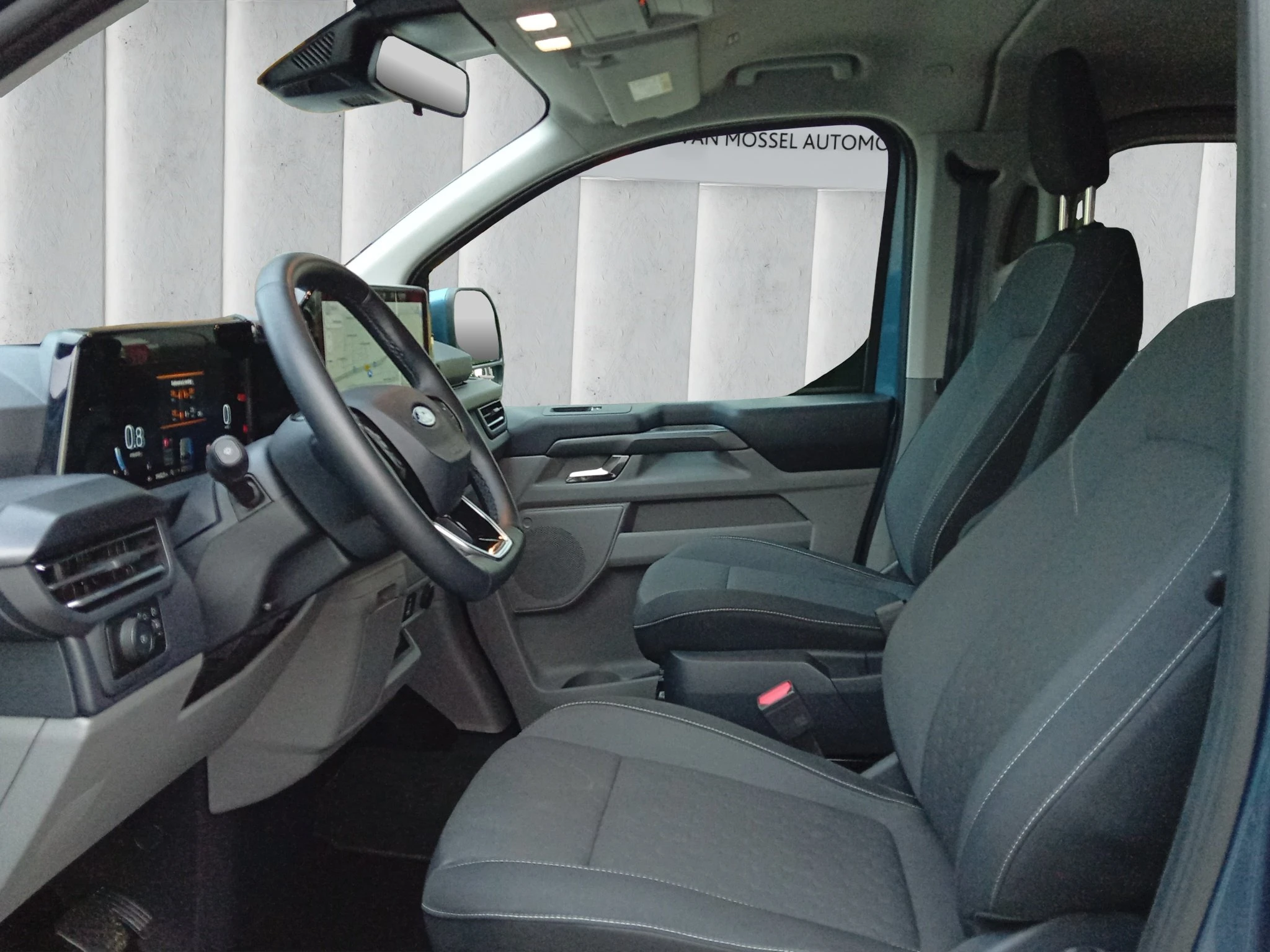 Ford-Tourneo Custom-image-9