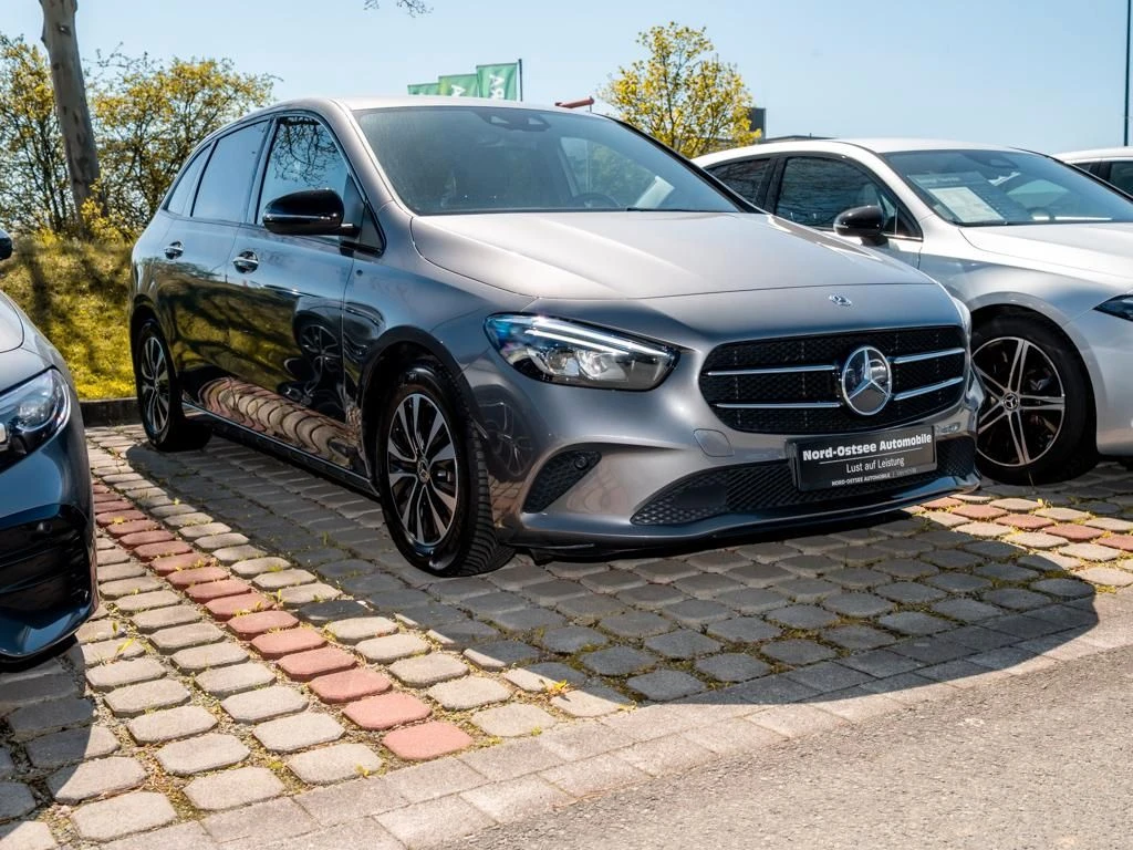 Mercedes-Benz-B-Klasse 200 d-image-4
