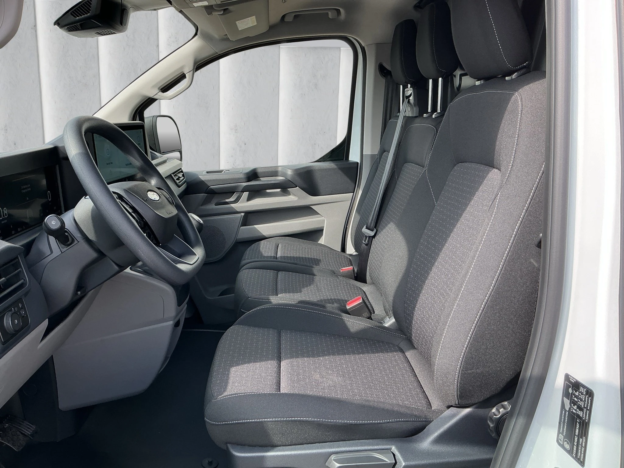 Ford-Transit Custom-image-9
