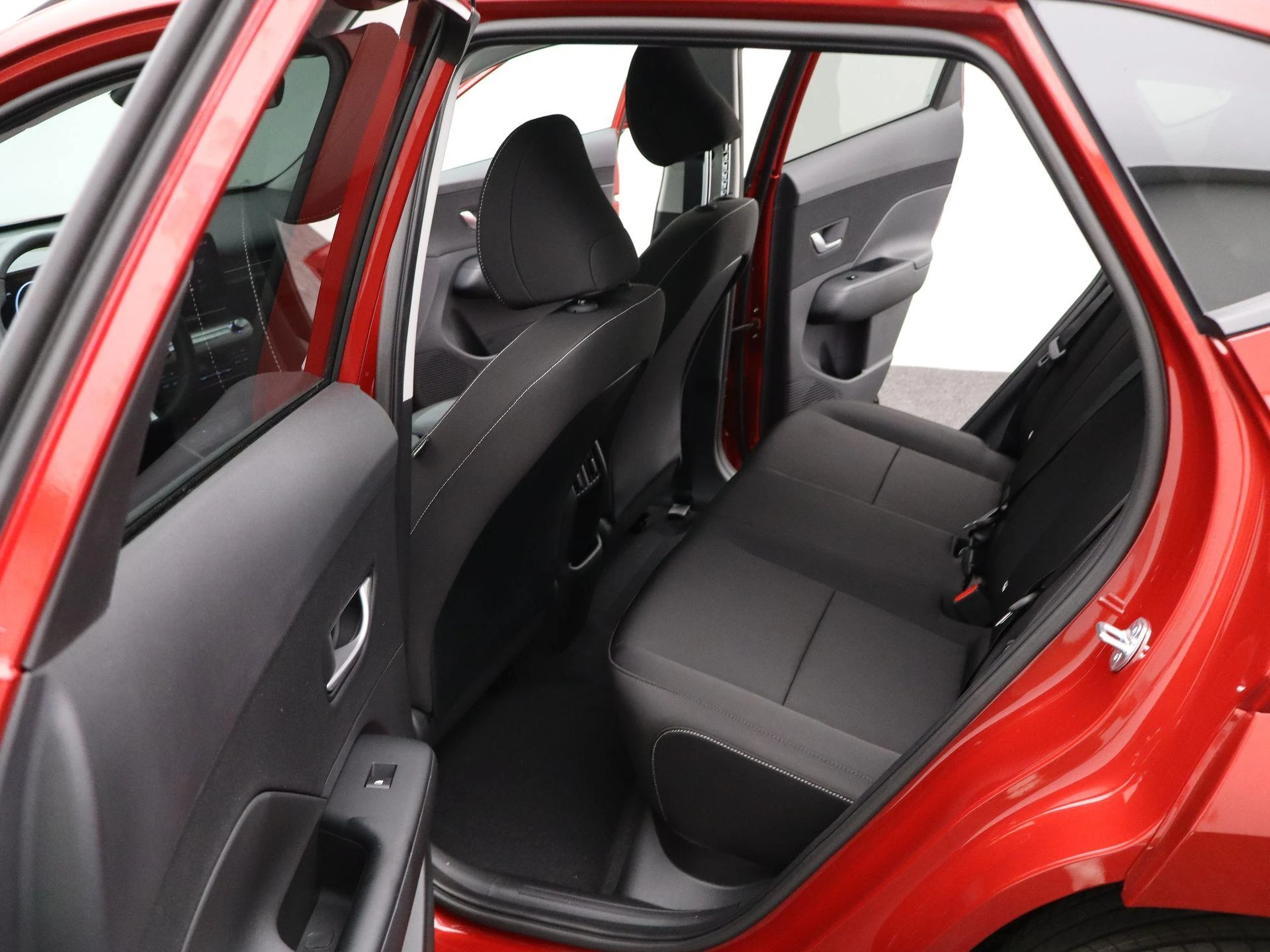 Hyundai-Kona-image-12
