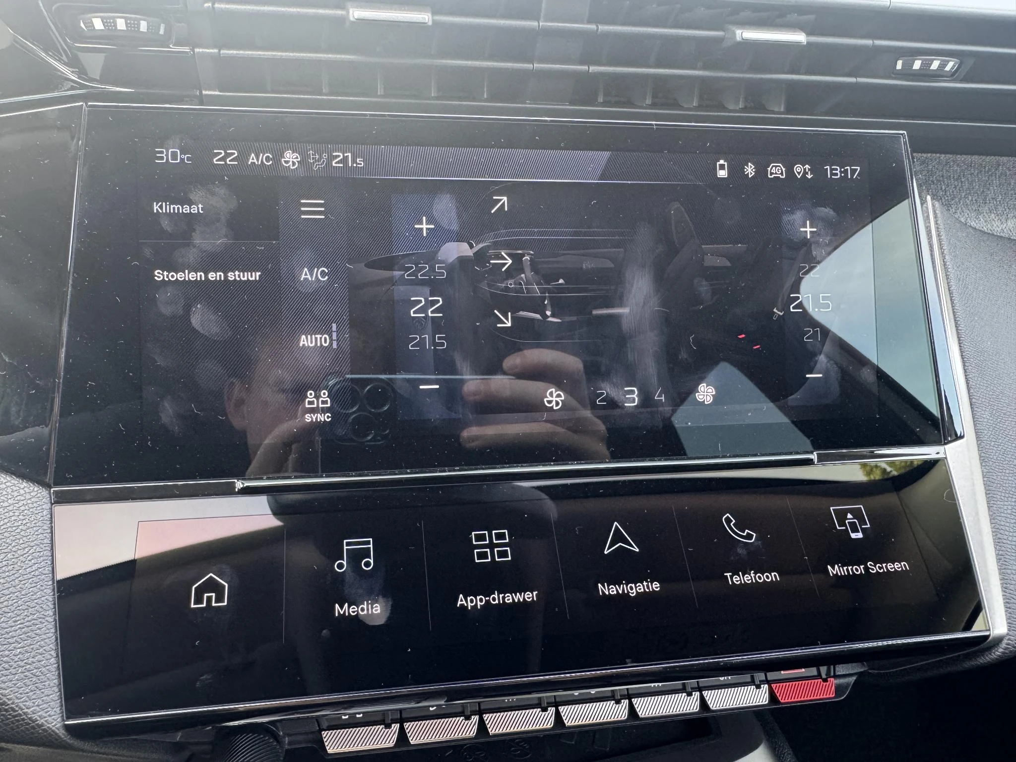 Peugeot-408-image-18