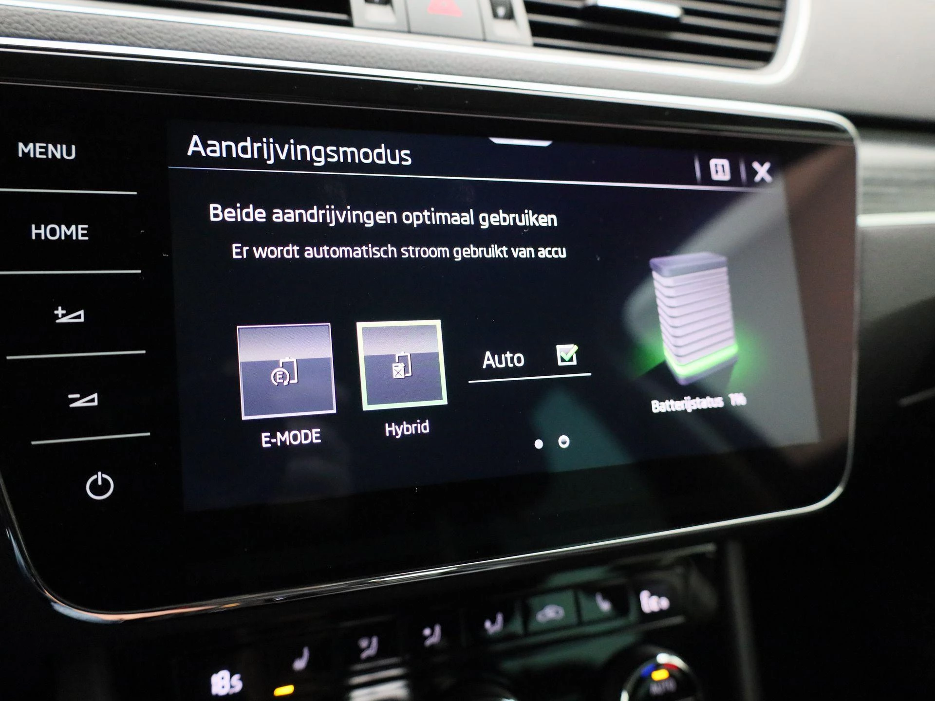 Škoda Superb 1.4 TSI iV DSG STYLE COMBI
