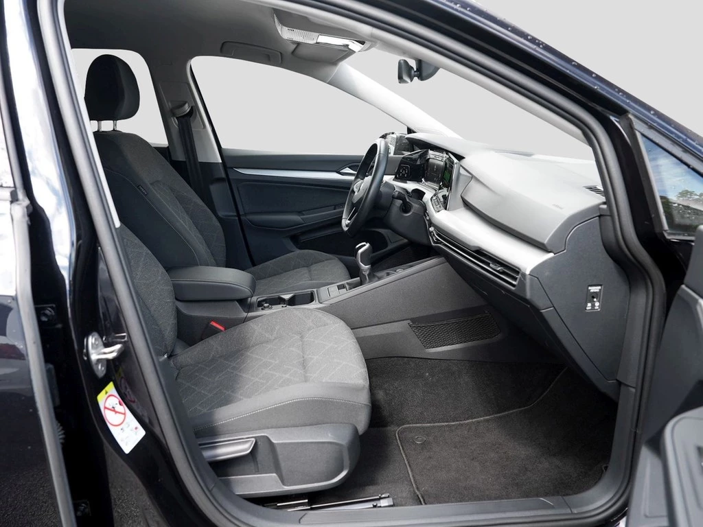 Volkswagen Golf VIII 1.5 TSI Life Navi/LED/ShZ