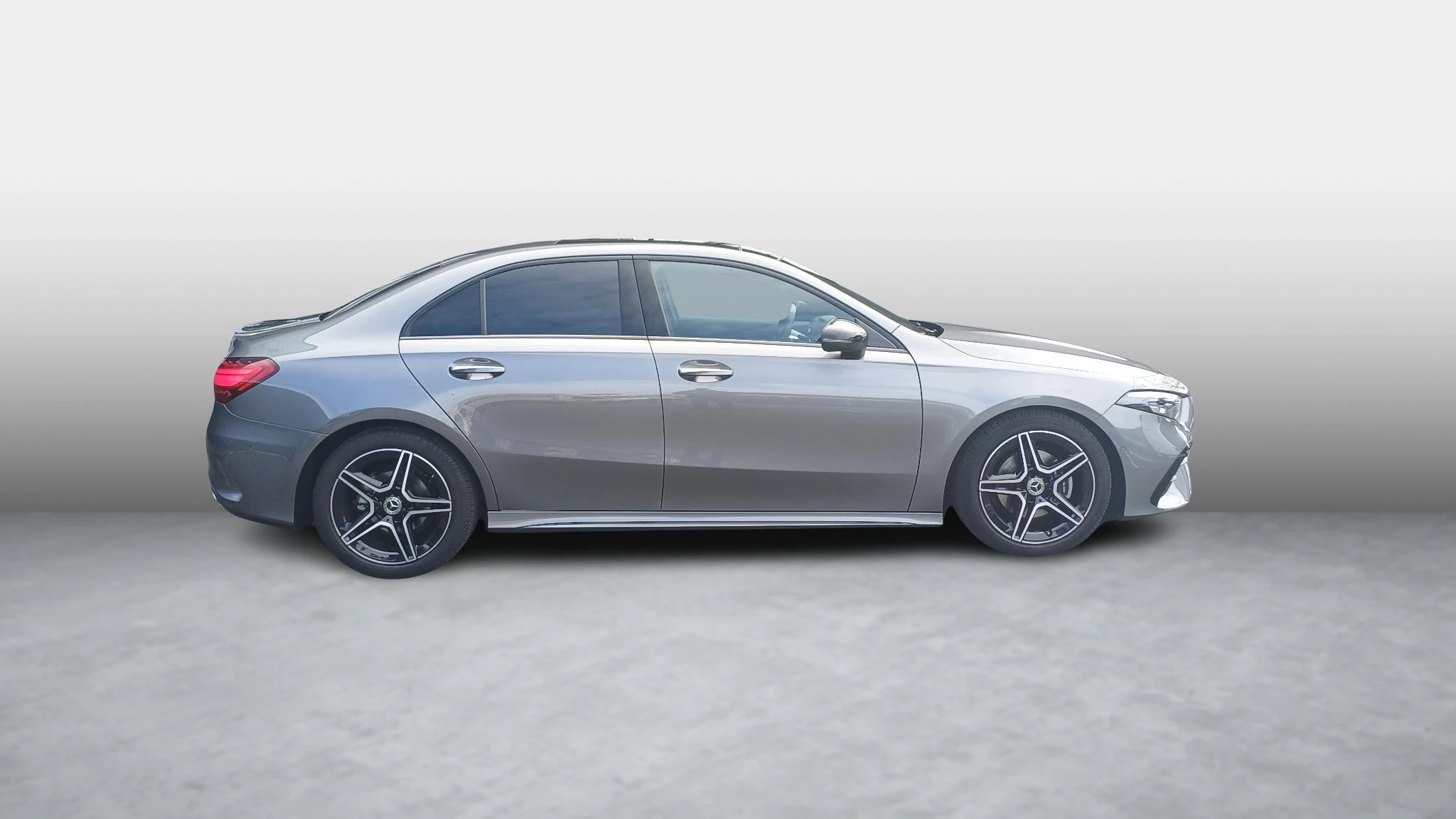 Mercedes-Benz A-Klasse 180 Star Edition Limousine + PANORAMISCH DAK + MULTIBEAM + CARPLAY +