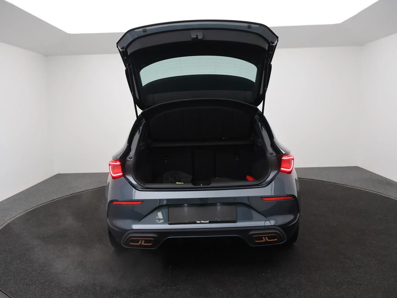 CUPRA-Leon-image-26