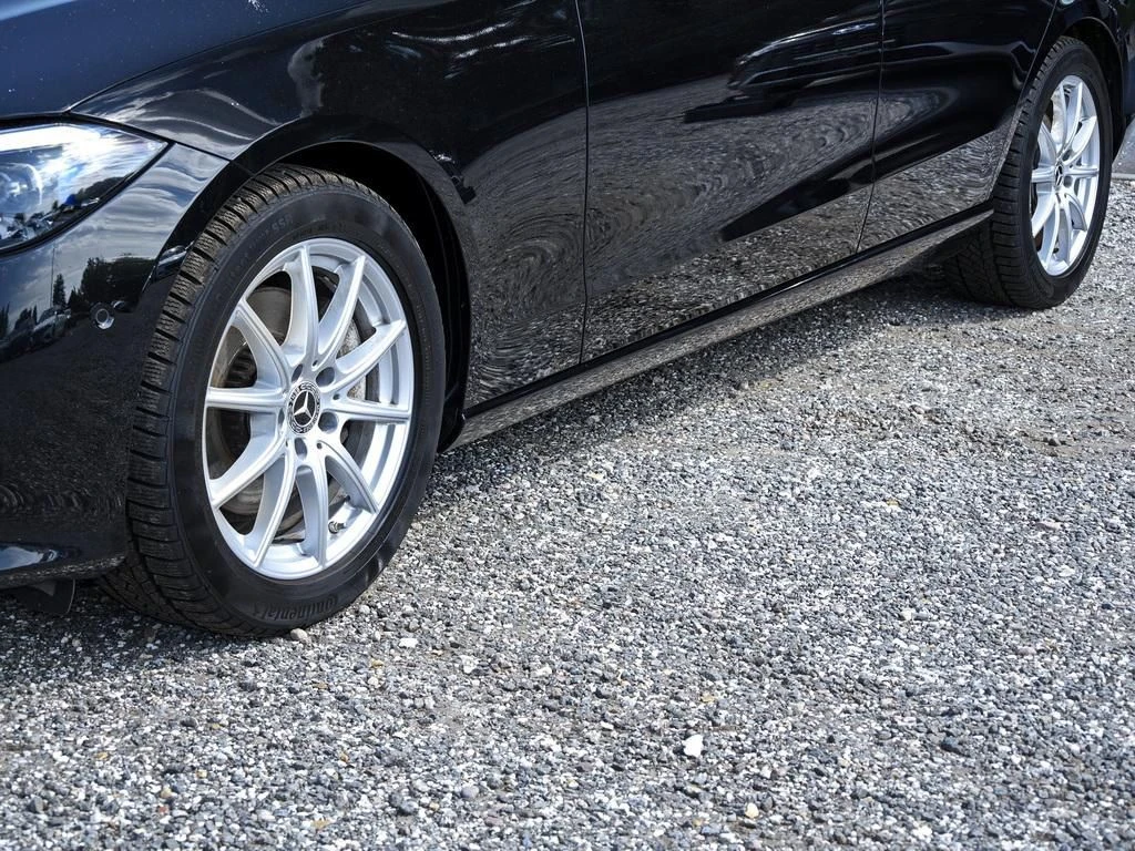Mercedes-Benz-C-Klasse 220 d-image-5