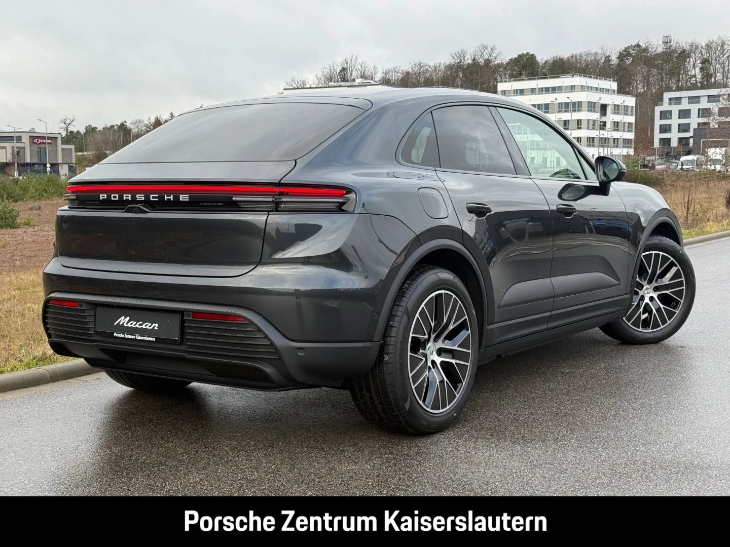 Porsche Macan HA-Lenkung Surround-View BOSE 20-Zoll -MK2 Macan HA-Lenkung Surround-View BOSE 20-Zoll -