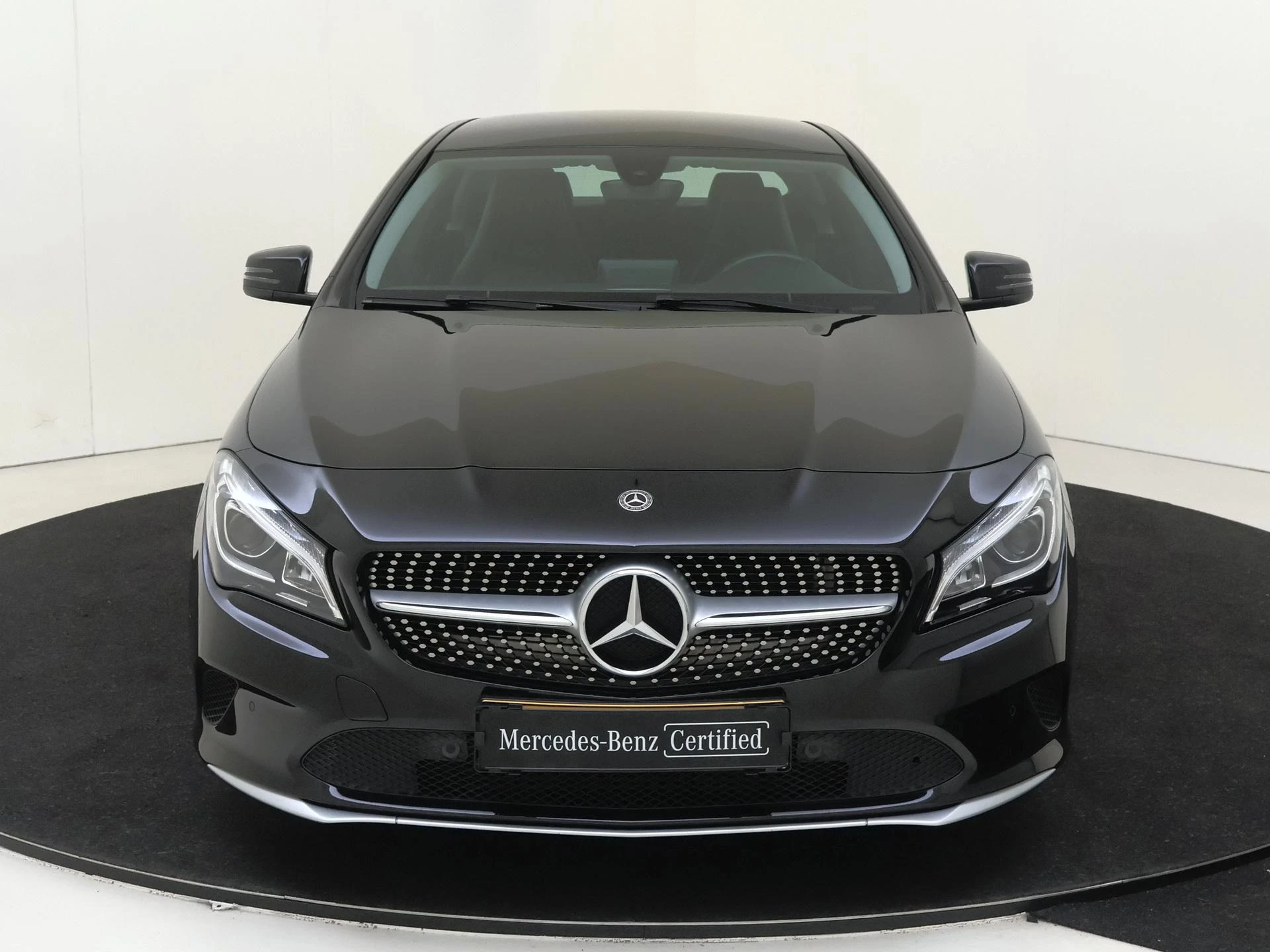 Mercedes-Benz-CLA-image-5